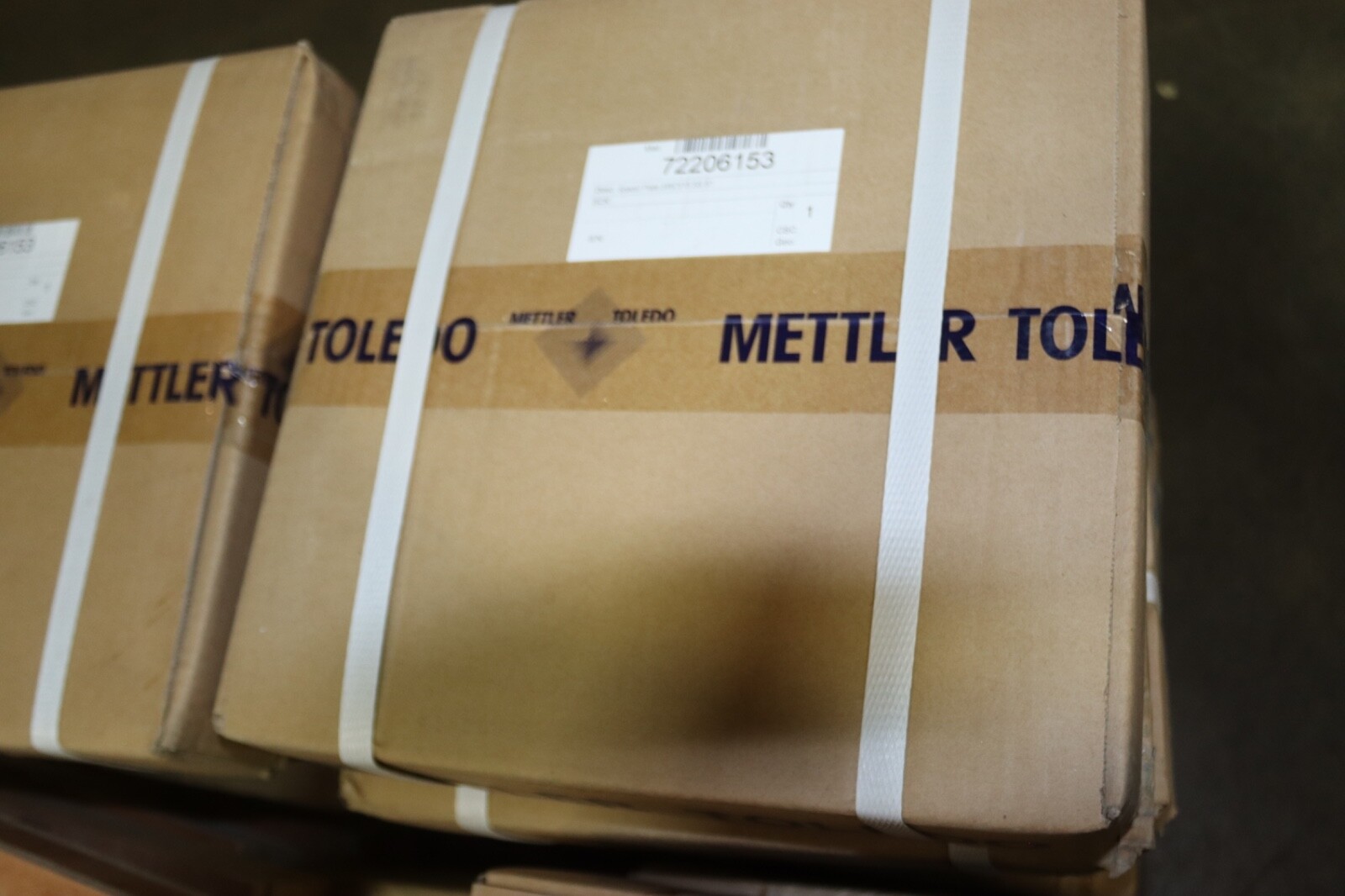 NEW METTLER TOLEDO 72206153 SPACER PLATE SWC515-SS-S1
