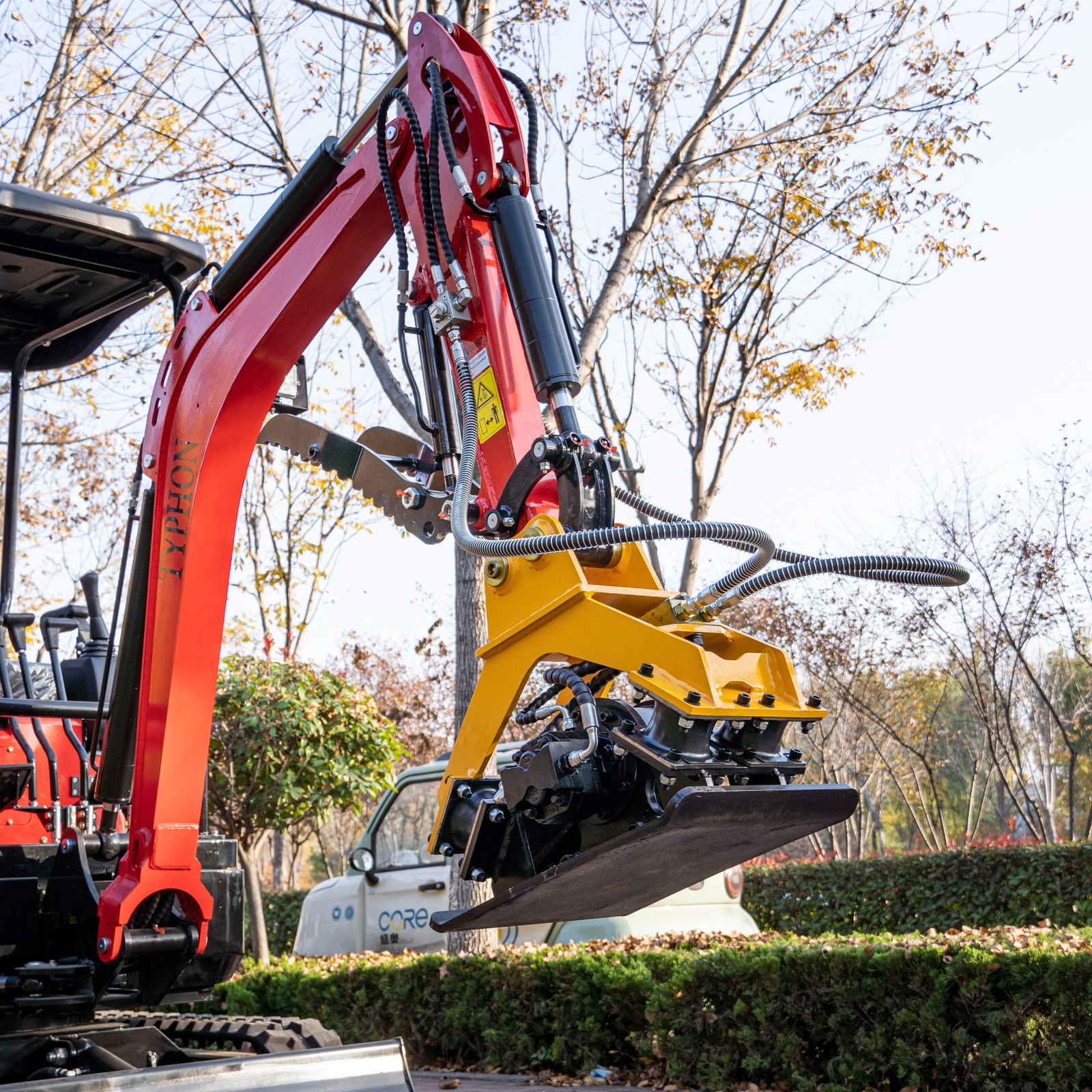 Heavy Duty Hydraulic Compactor Attachment Ft With 1-2 Ton TYPHON Mini Excavators