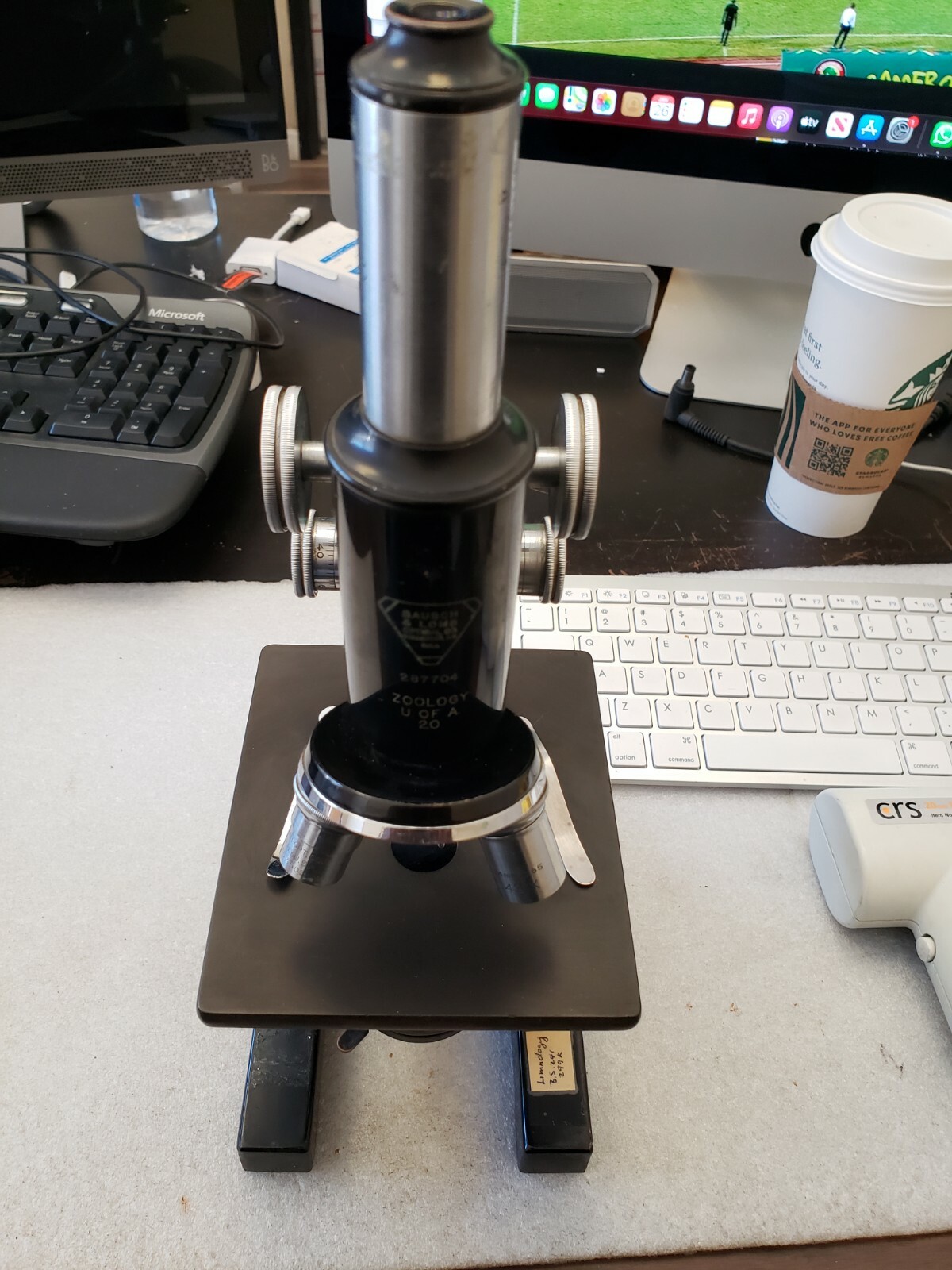 Vintage Bausch Lomb Microscope Model 287704 great condition ( B2-3)