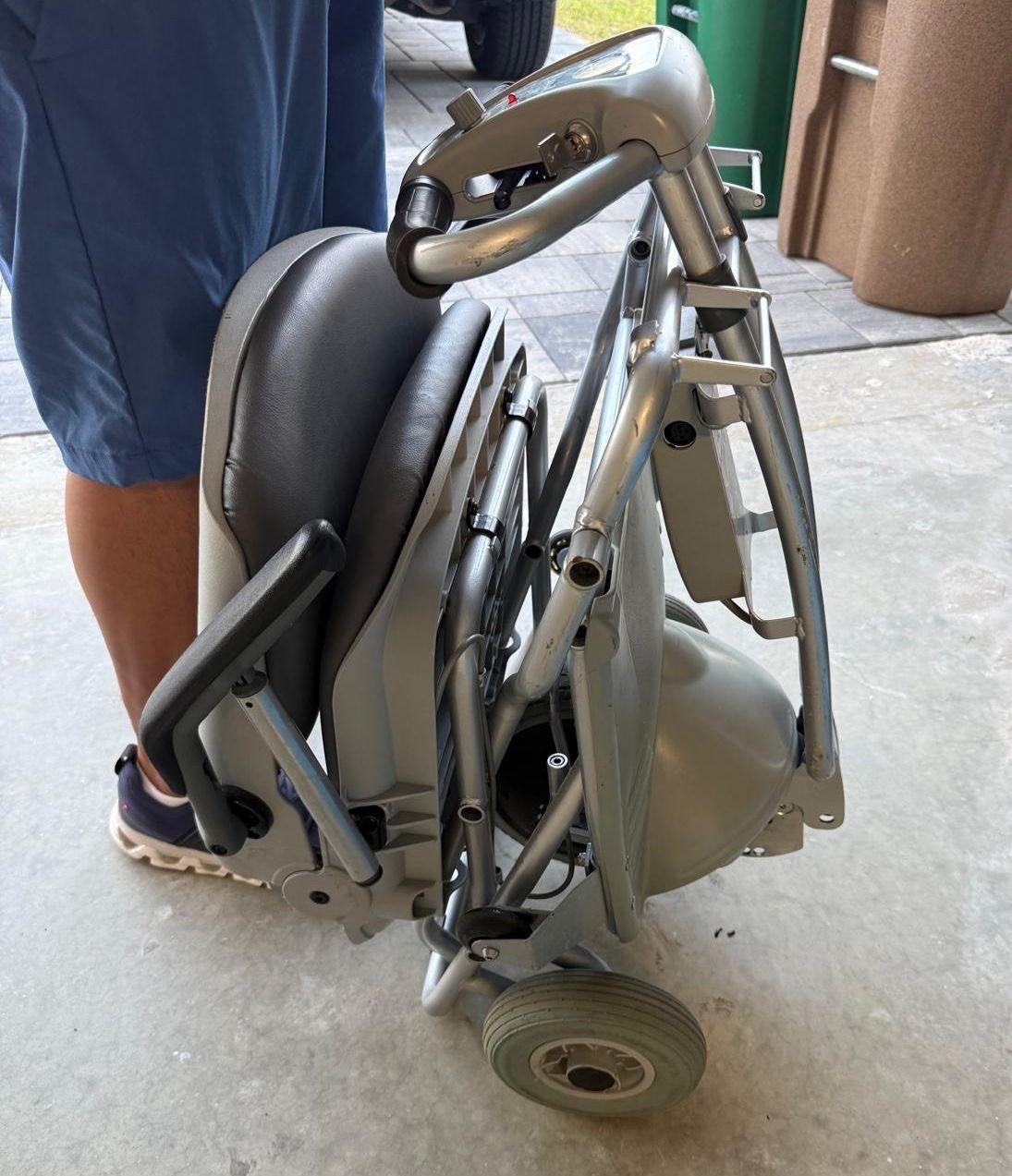 Tzora Elite Easy Travel Scooter