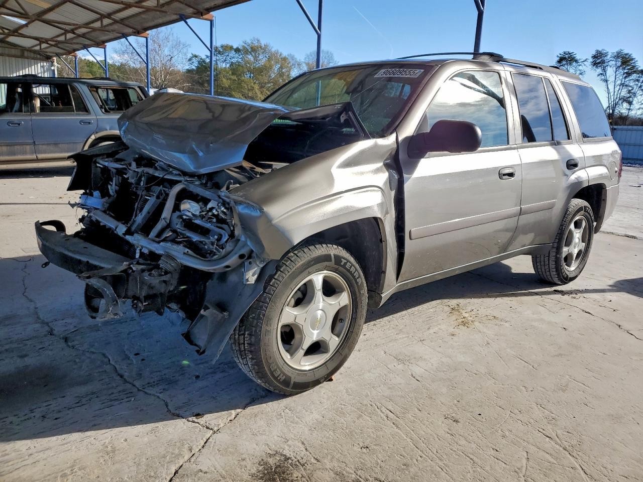 Used Floor Jack fits: 2008 Chevrolet Trailblazer  Grade A