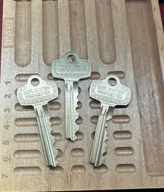 BRASS BODY AMERICAN PADLOCK SERIES 3560 SFIC BEST BRAND REMOVAL CORE WITH 3 KEYS