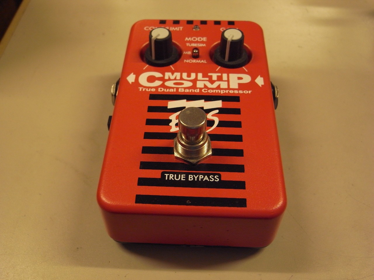 EBS MULTI COMP RED Compressor Pedal 3310 Tested & Works