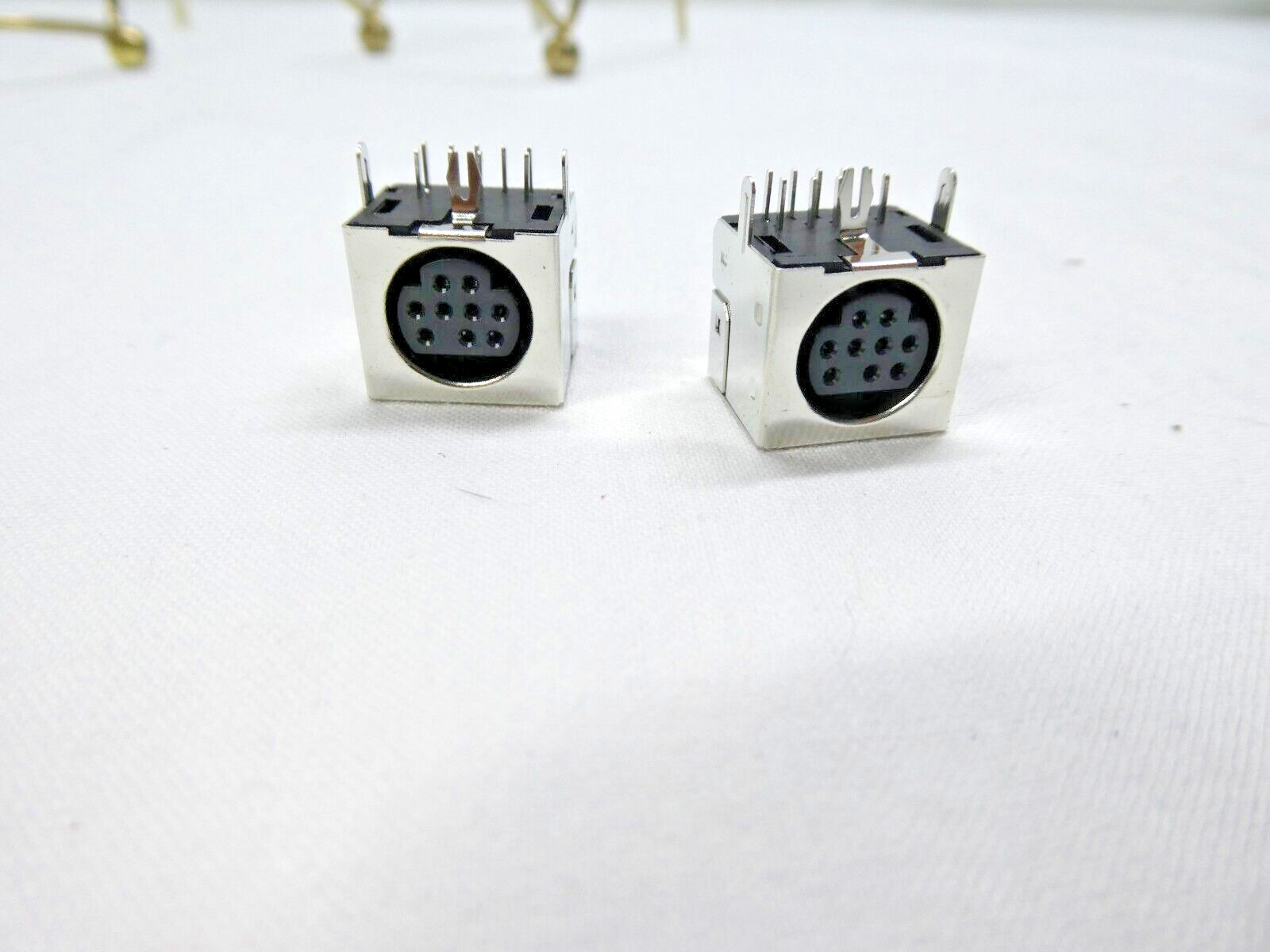 9 Pin Female Mini Din Socket Shield Right Angle A/V Connector Sega Genesis X2
