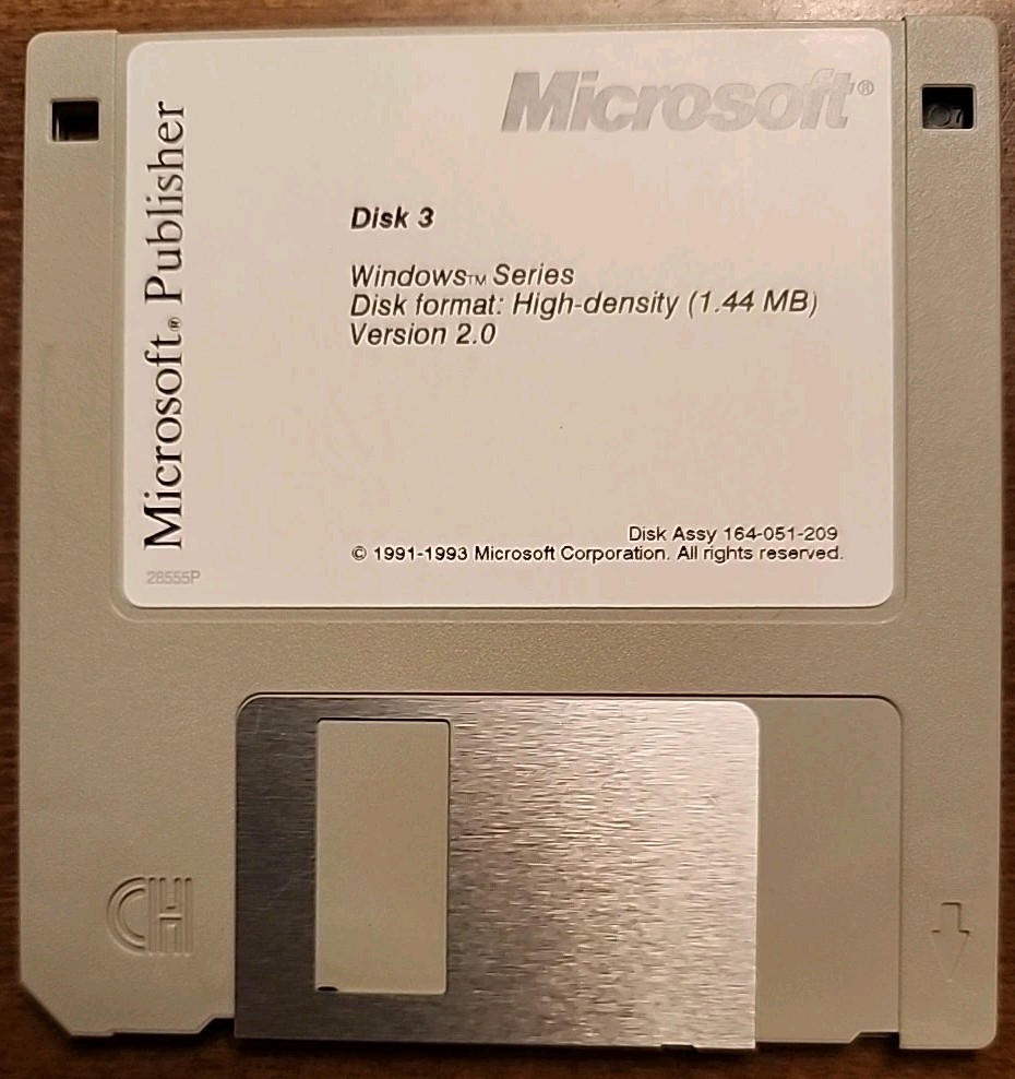 Microsoft Publisher Disk Set 3.5” Floppy Disks 1-5 Windows Version 2.0 Vintage