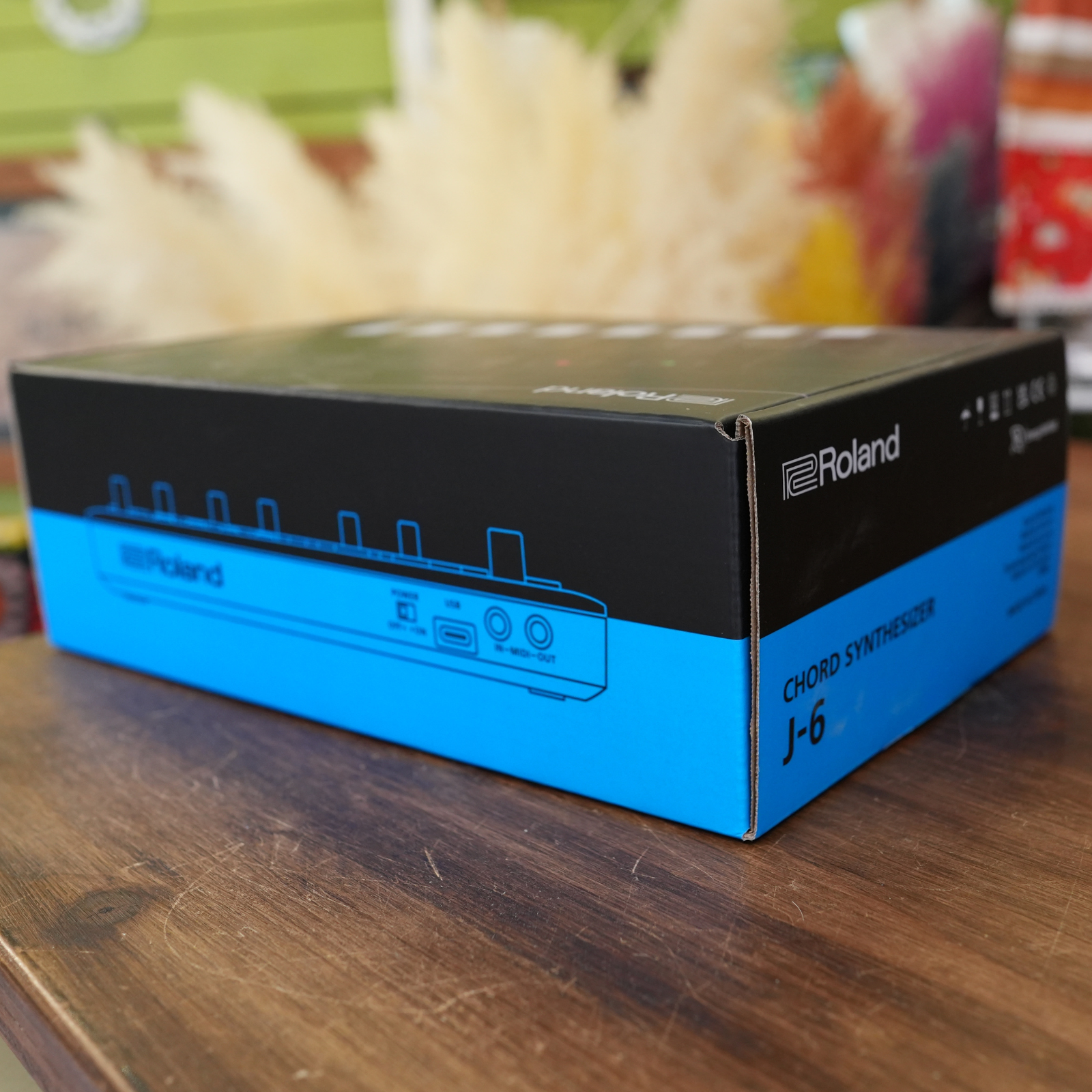 ROLAND J-6 CHORD SYNTHESIZER AIRA COMPACT Sequencer