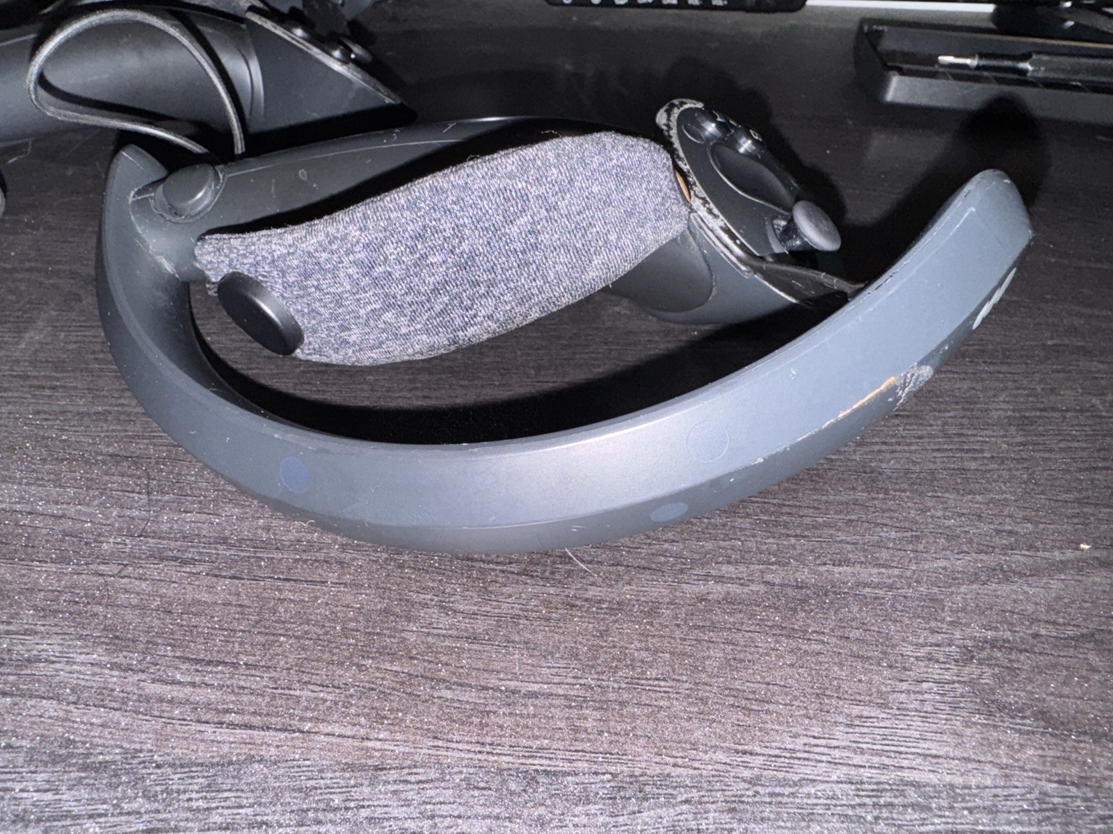 Valve Index VR Controllers - Black Pair (V003665-20)