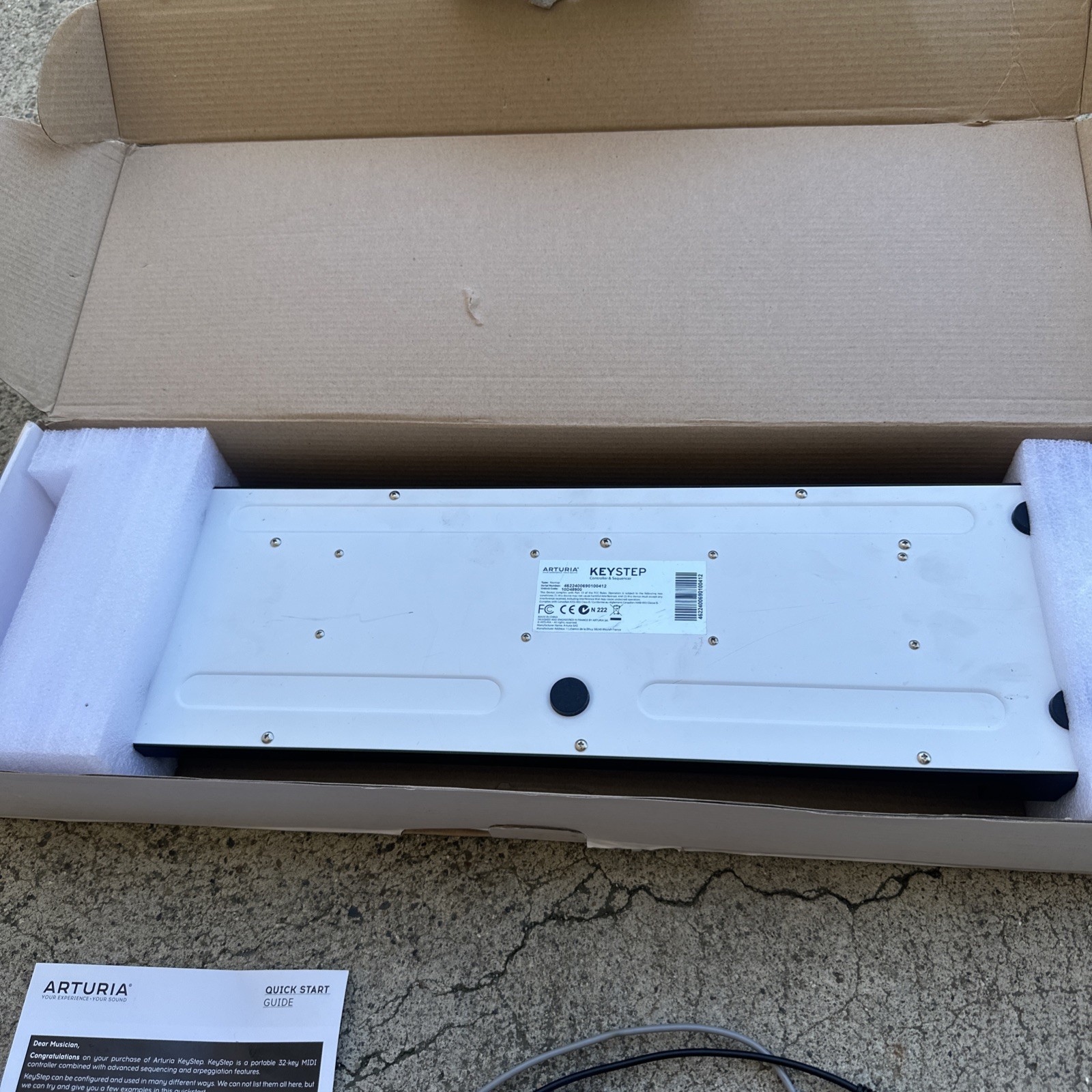 Arturia KeyStep 32-Key Slimkey MIDI Keyboard Controller Sequencer CV/Gate Out