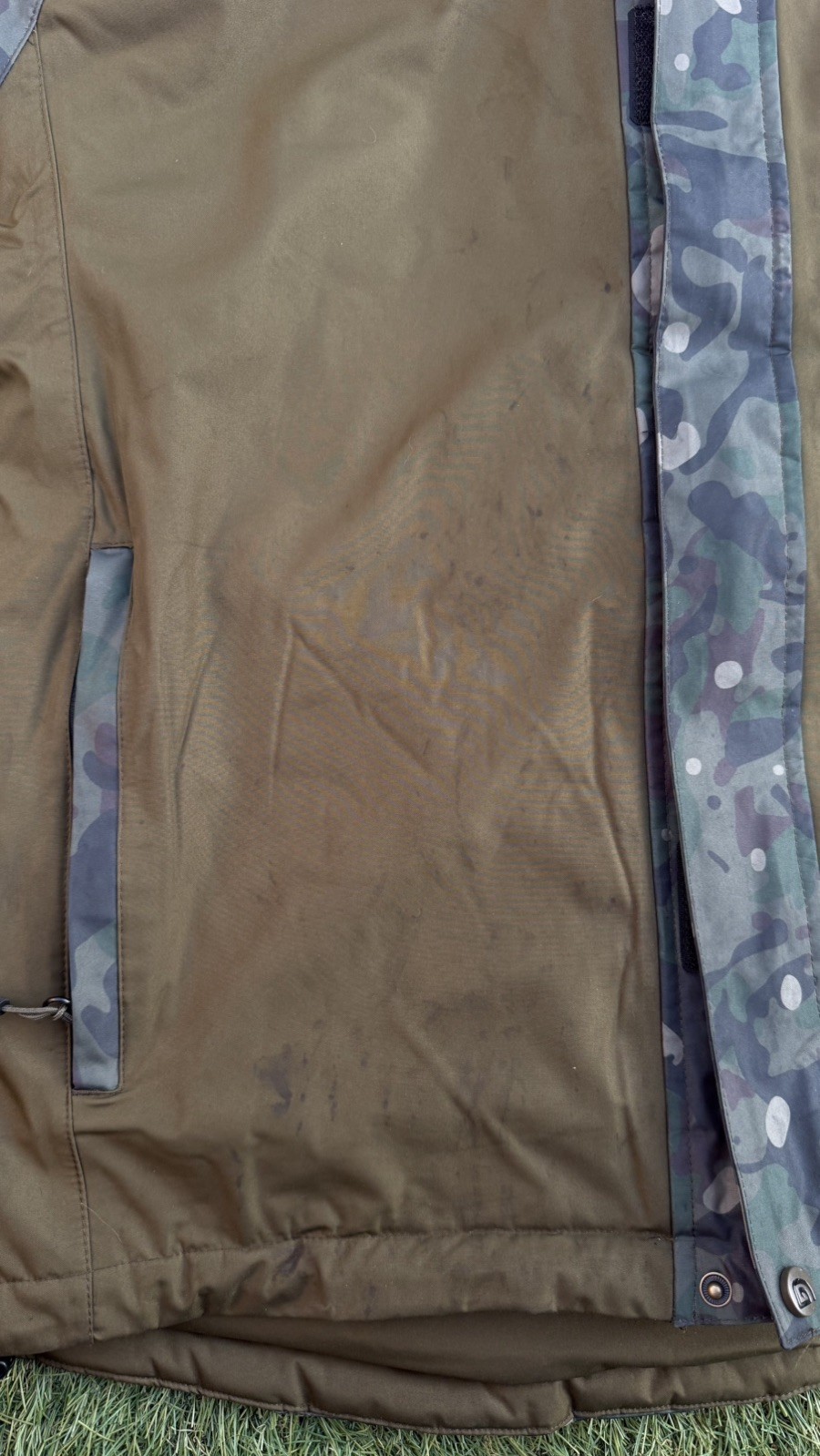 Trakker CR Camo 3 Piece Suit Jacket Fleece Bib and Brace Size Large Carp Fishing