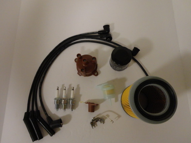 Daihatsu Hijet Super Tuneup Kit/points S80LP and S81LP Left Hand Drive Red Cap