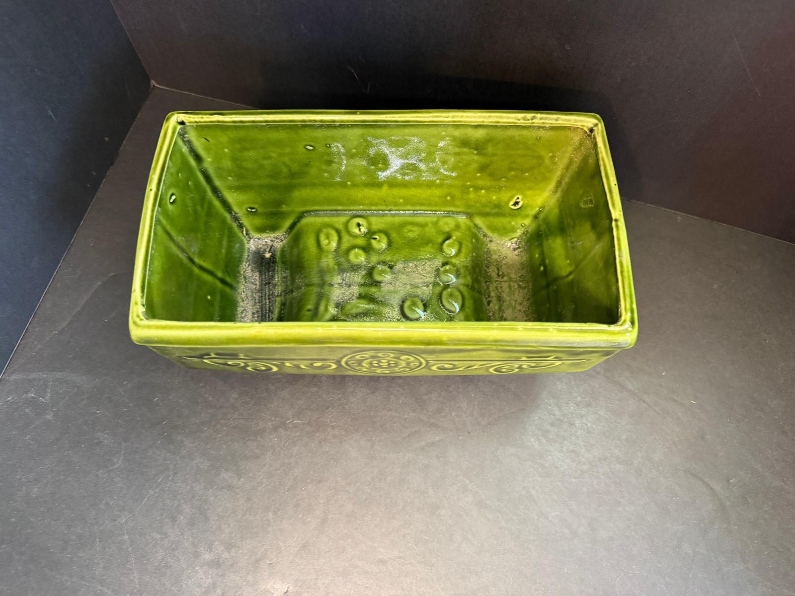 Vintage Green Ceramic Planter Mid Century Scroll Design Footed Plant Pot 9”