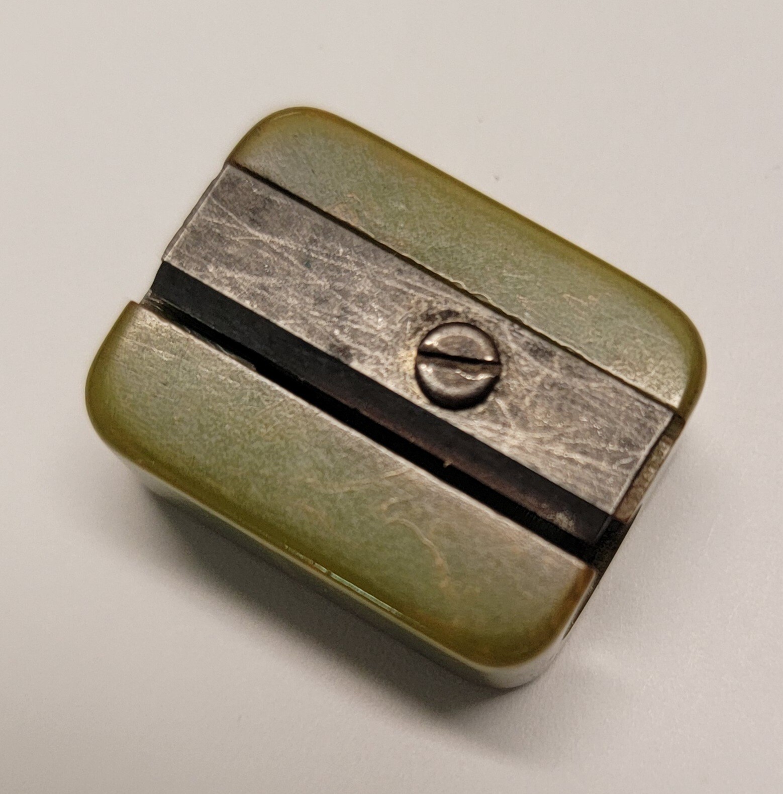 VTG Marbled Green/Orange BAKELITE Pencil Sharpener