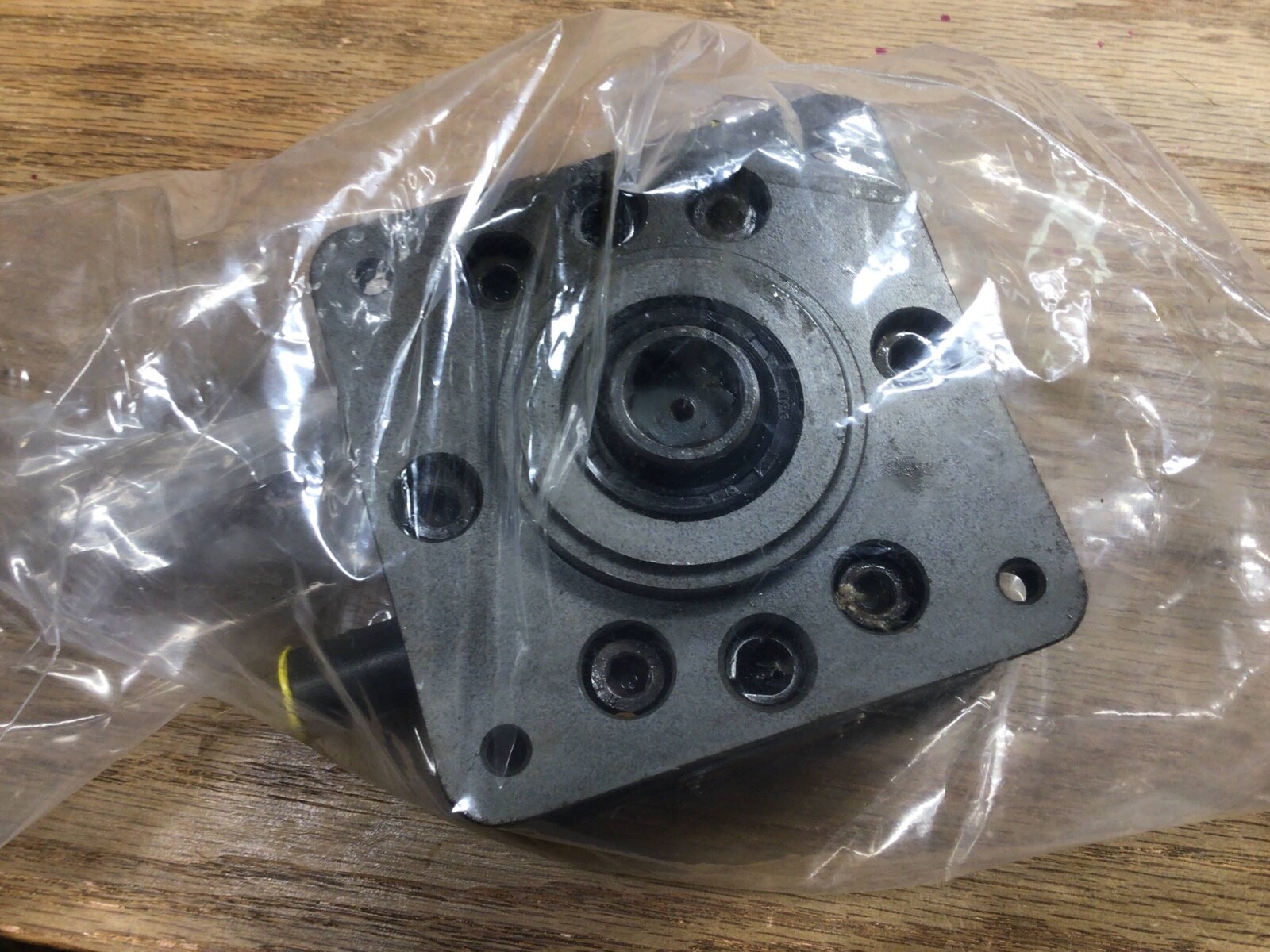 NEW BOSCH REXROTH HYDRAULIC RING HR PUMP PR04AB2