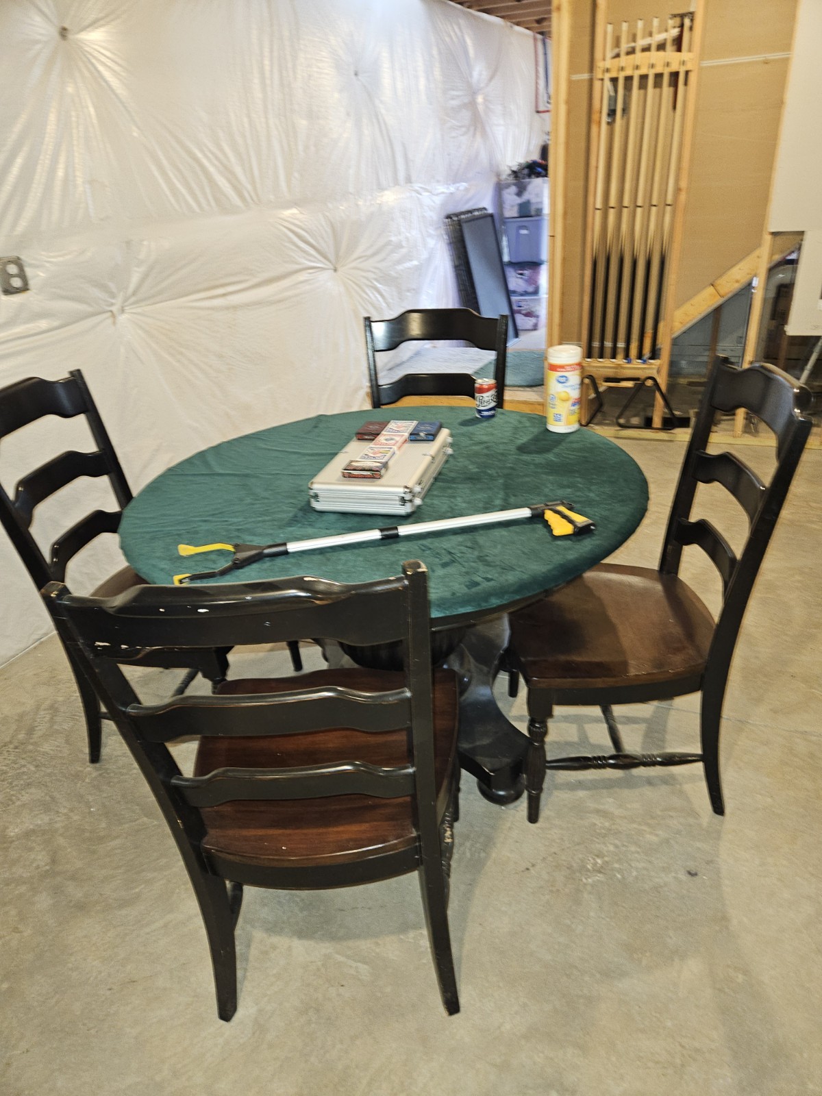Poker Table