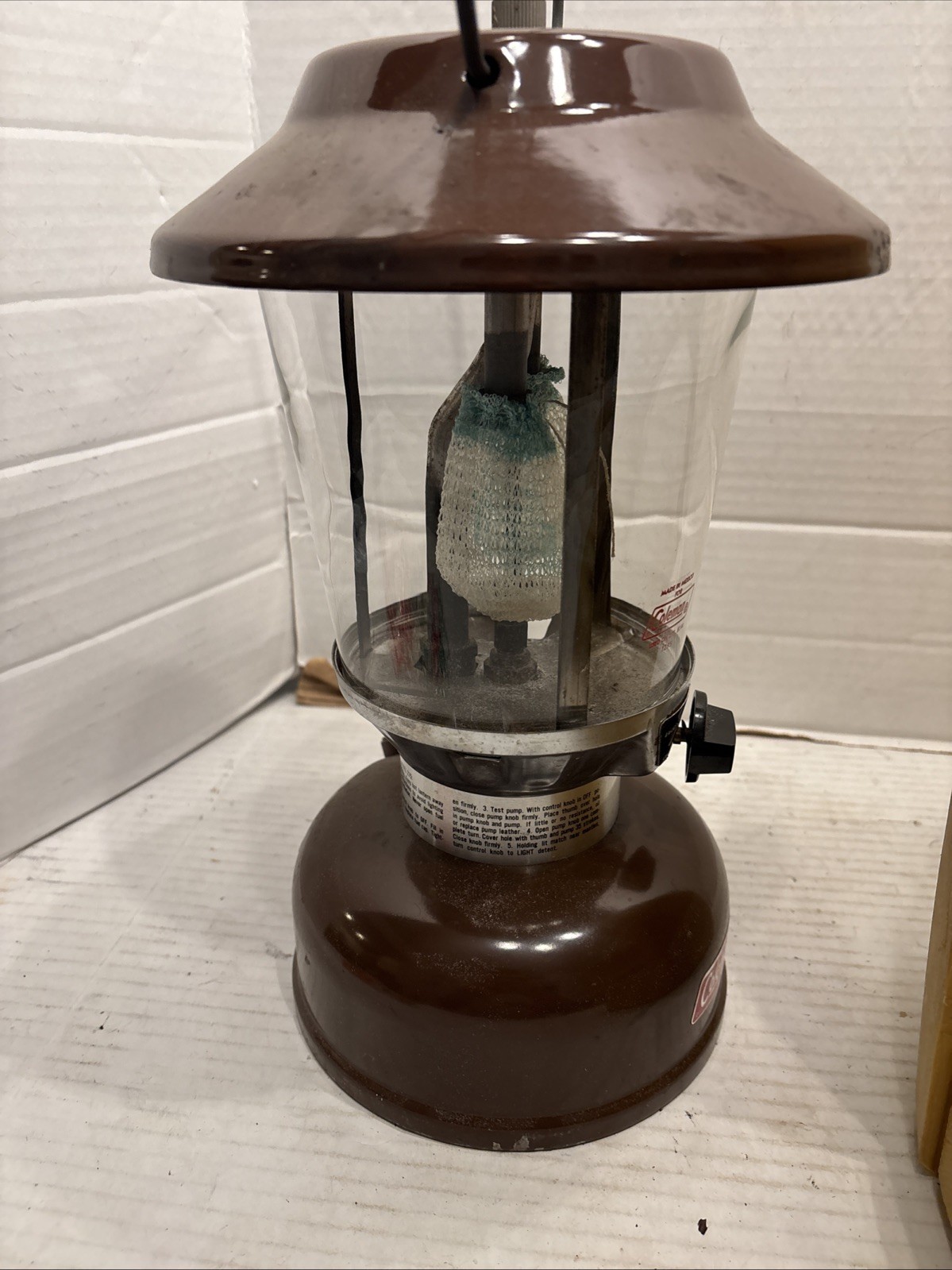 Vintage Coleman Model 275 Brown Lantern & Yellow Clam Shell Case