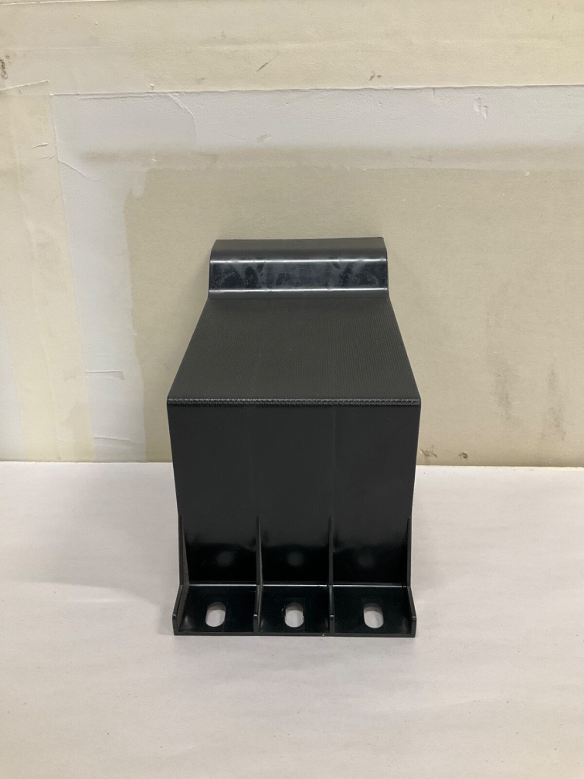 LOT of 4  Square D  40517-407-01 3 Pole blank filler plates, CAT NO. HNM-4BL