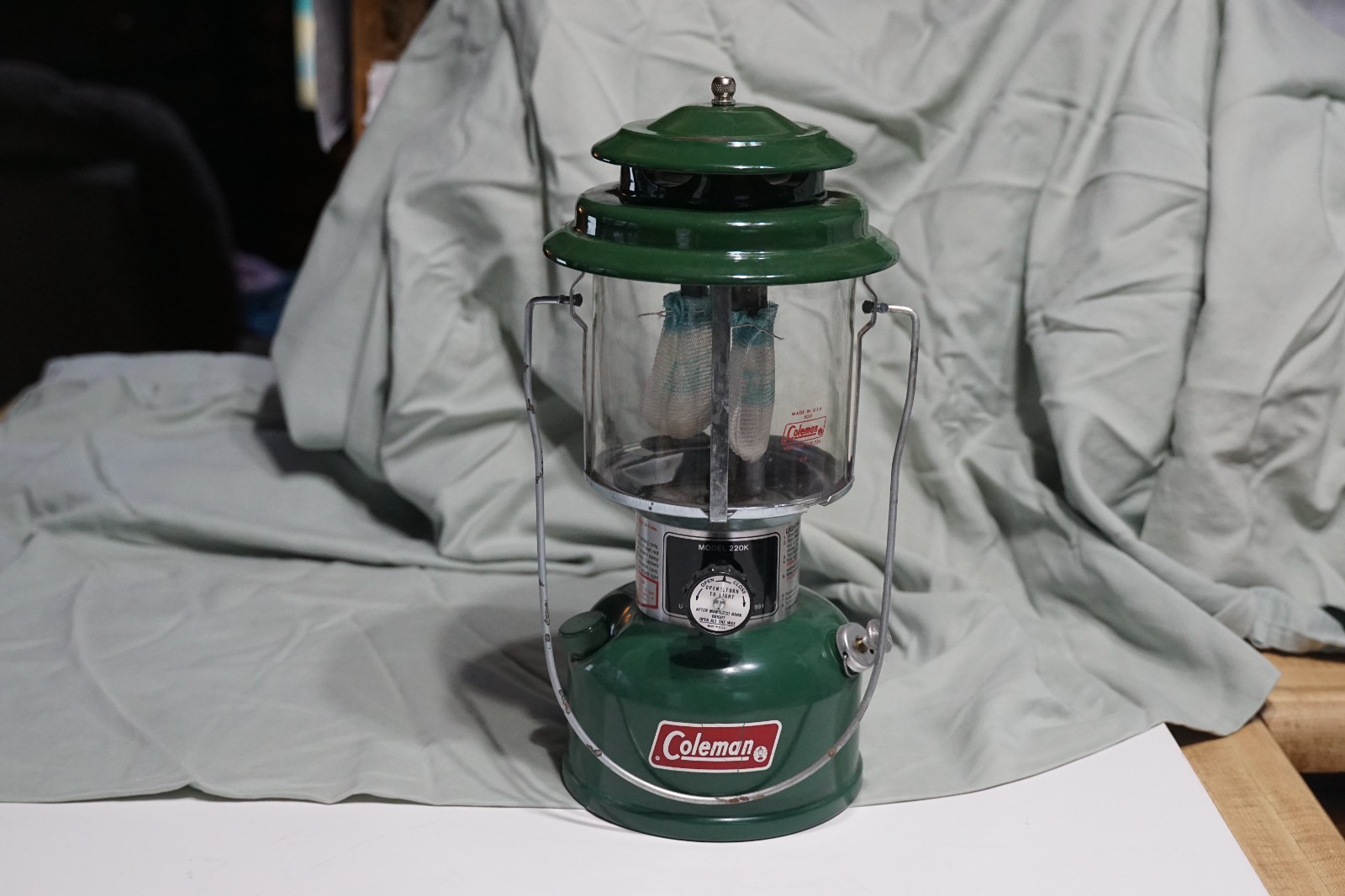 Coleman lantern 1982 Model 220K