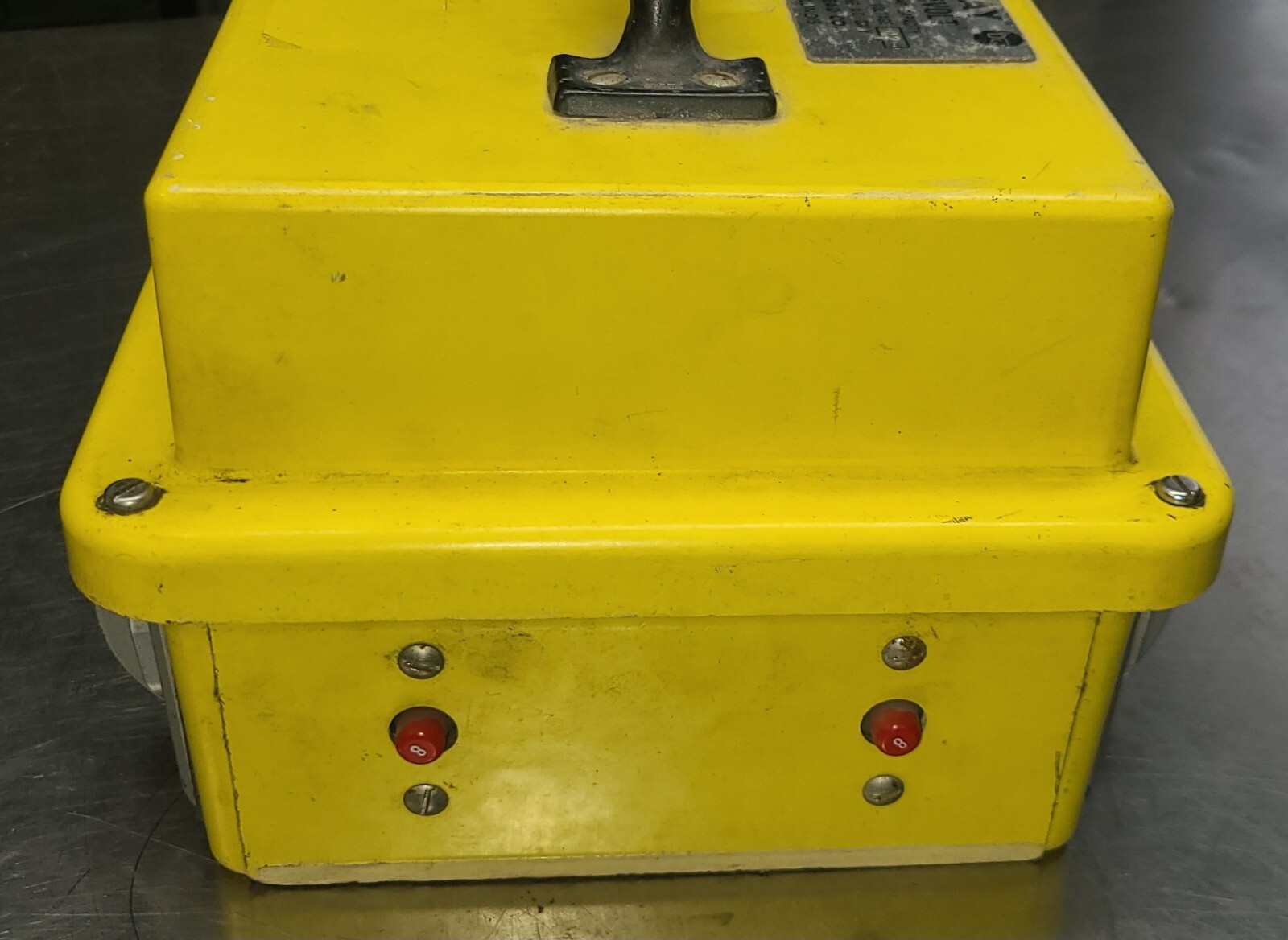 Daniel Woodhead 1640 Safeway **Used**