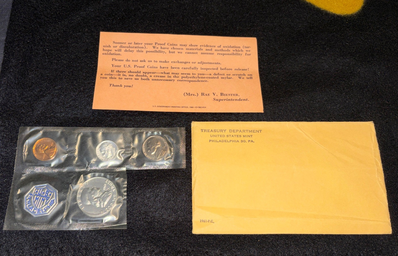 1961 P MINT SET MISSING QUARTER WITH ORIGINAL ENVELOPE STILL SEALED UNCIRCULATED