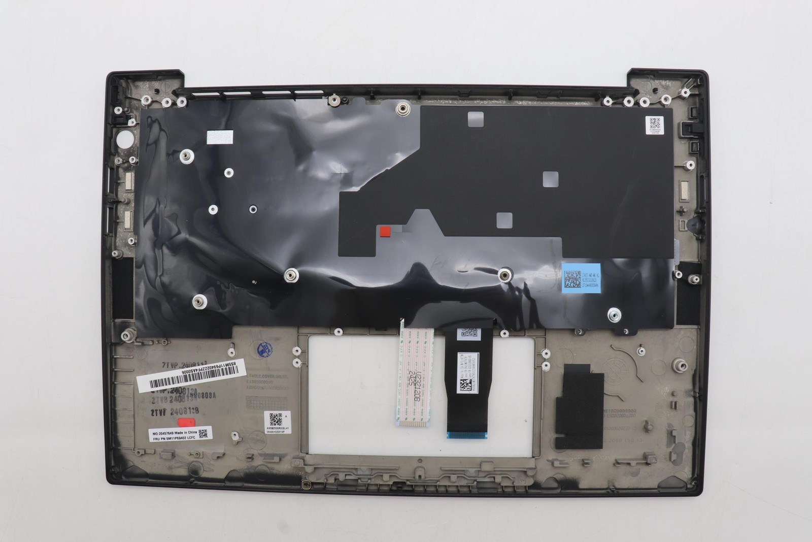 5M11P69402 KBD Ccvr ENG BK BL SRX US BK