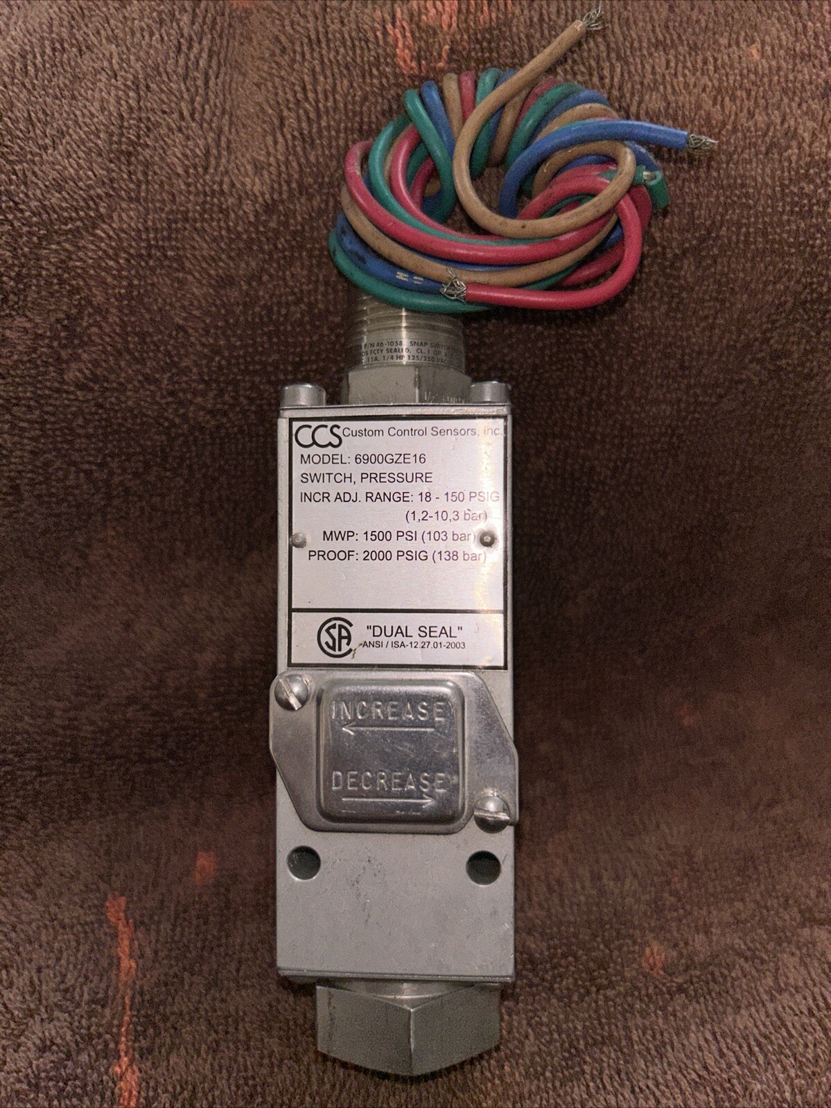 CUSTOM CONTROL SENSORS, INC. 6900GE18 PRESSURE SWITCH, NEW, OFFERS WELCOME!