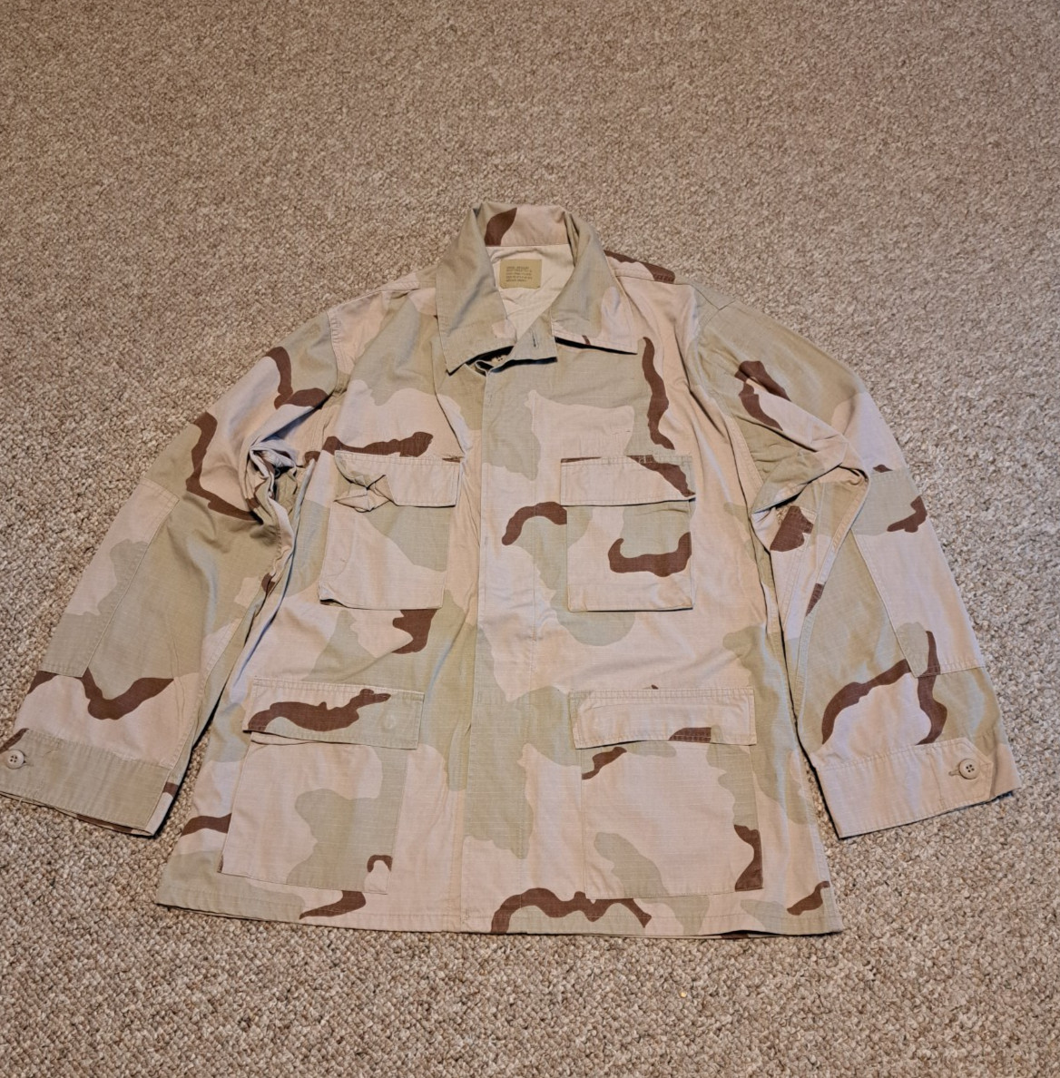 USGI DCU Shirt/Jacket Tri-color Desert Camo Uniform Large #1417