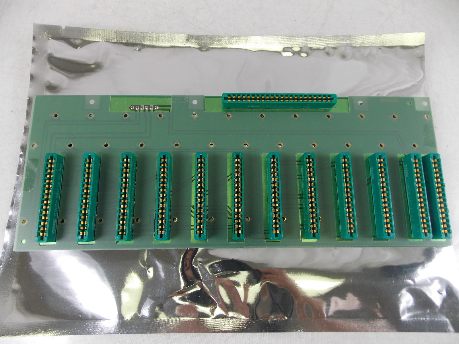 HP AGILENT 3320B FREQUENCY SYNTHESIZER STANDARD CIRCUIT BOARD P/N 03320-66519