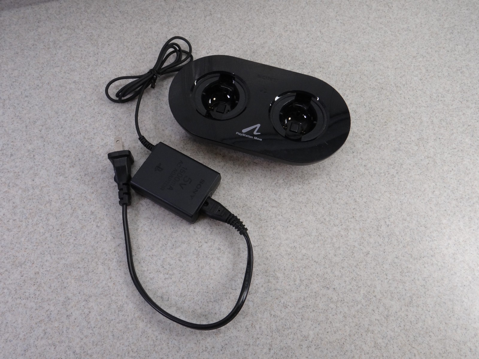 Sony PlayStation Move Motion Controller Charging Station Dock Charger CECH-ZCC1U