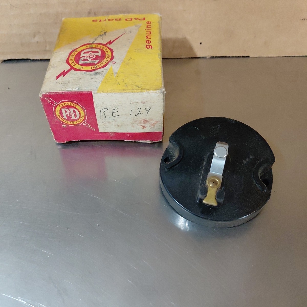 NOS P & D Bendix Distributor Rotor RE-129 1960-1961 Chevrolet Corvair