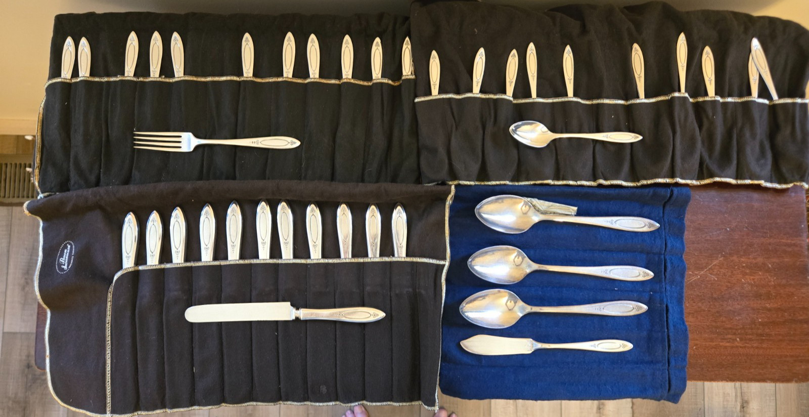 Adam pattern ONEIDA COMMUNITY PLATE FLATWARE (SILVERPLATE) 1917