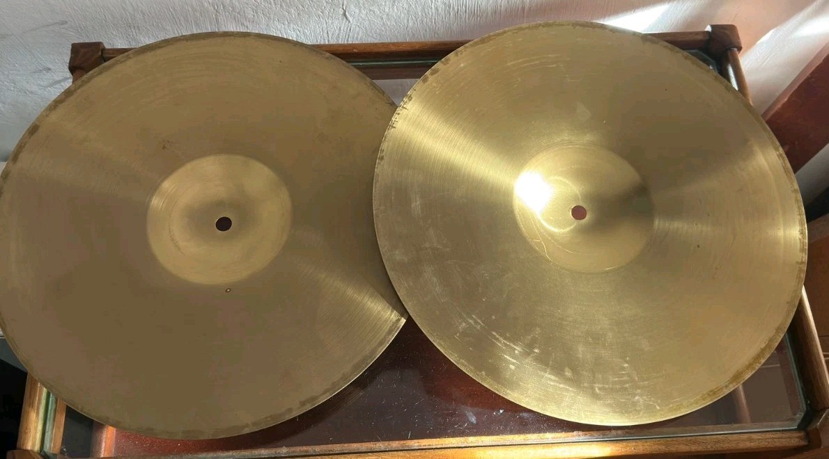 HAYMAN HI HAT CYMBALS GOOD USED CONDITION AND WORKING ORDER GRAB A BARGAIN