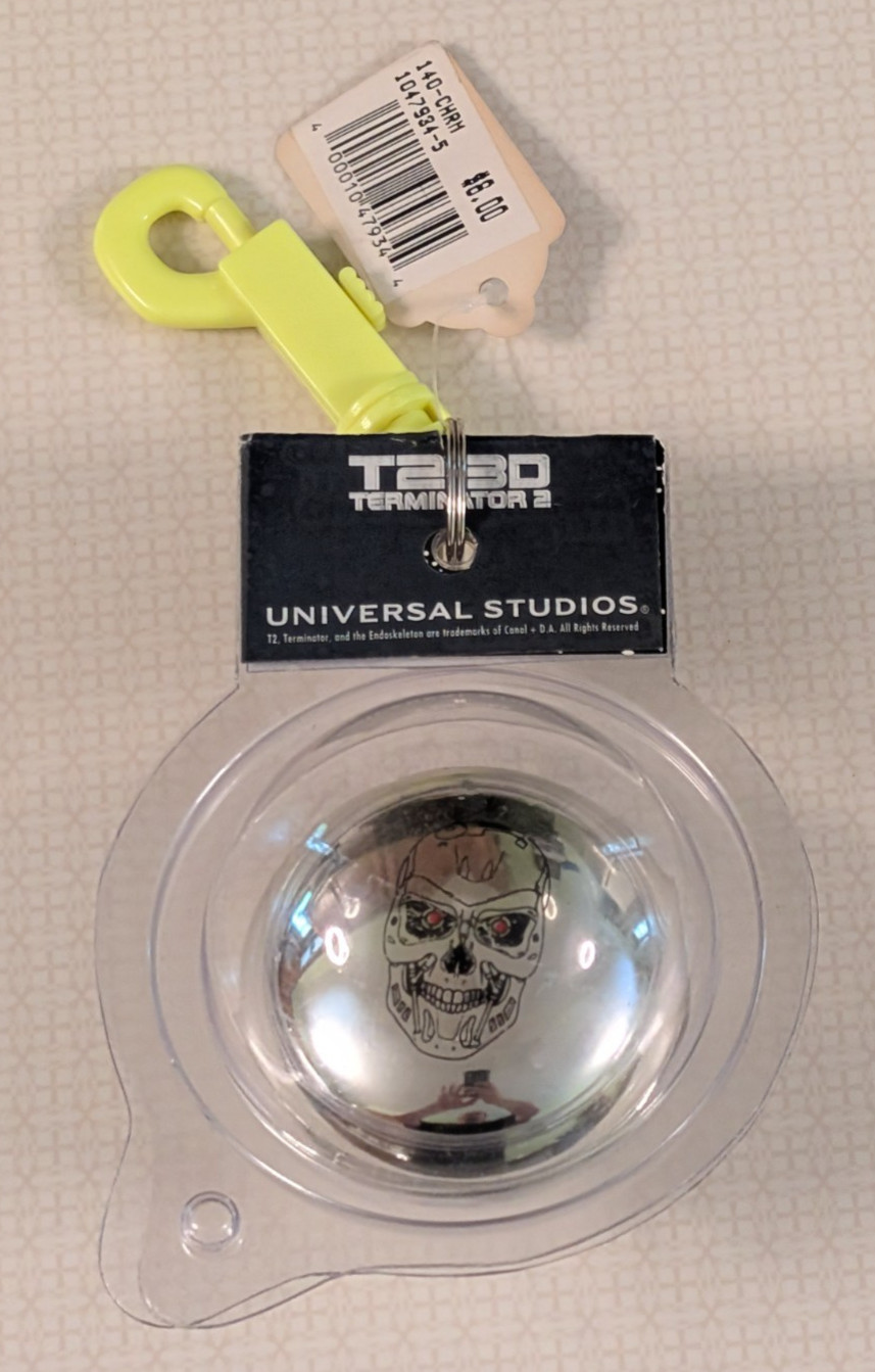 Terminator  T2-3D Chrome Yo-Yo - Universal Studios