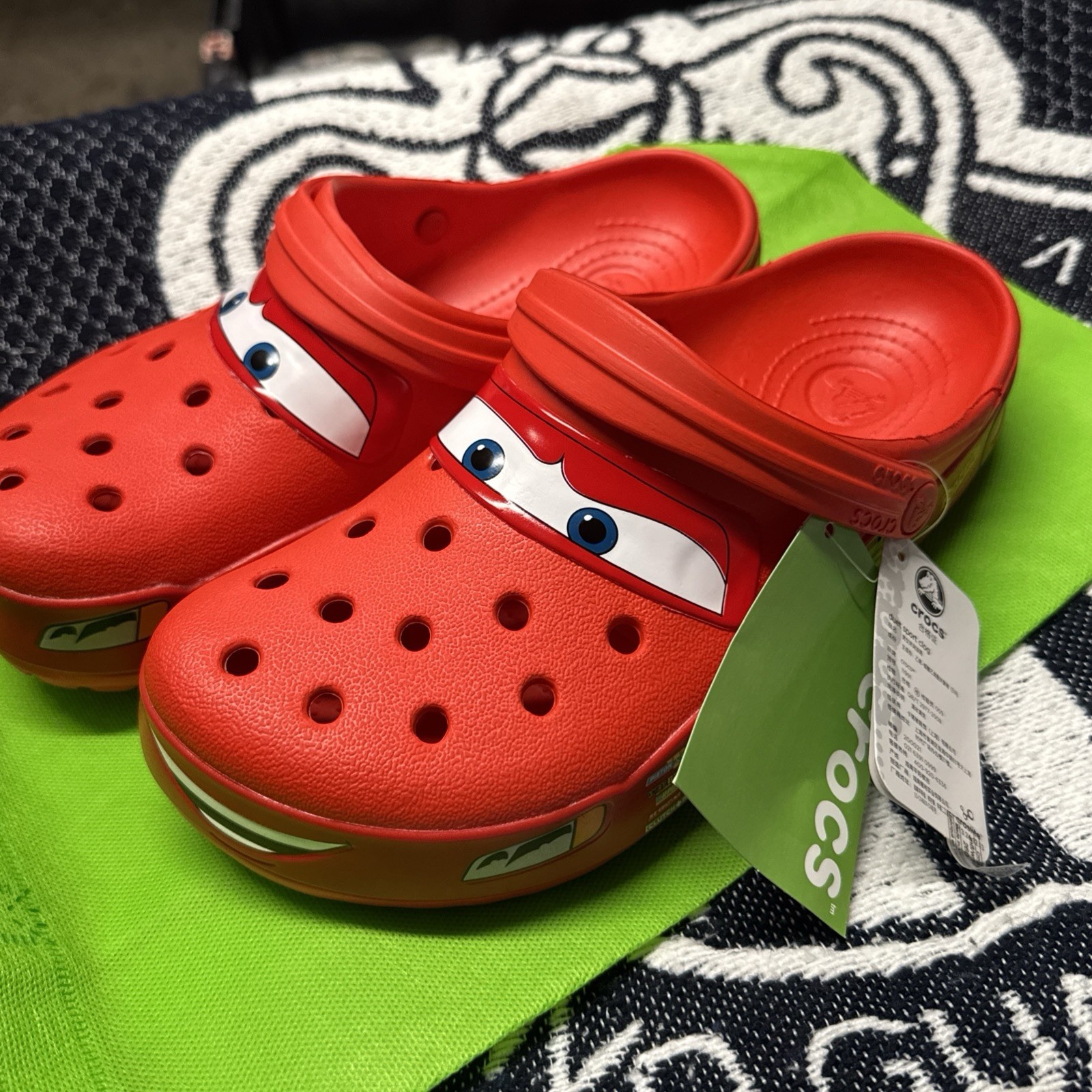 Crocs Lightning McQueen 8 Mens 10 Women’s Cars Crocs Limited Edition Brand New