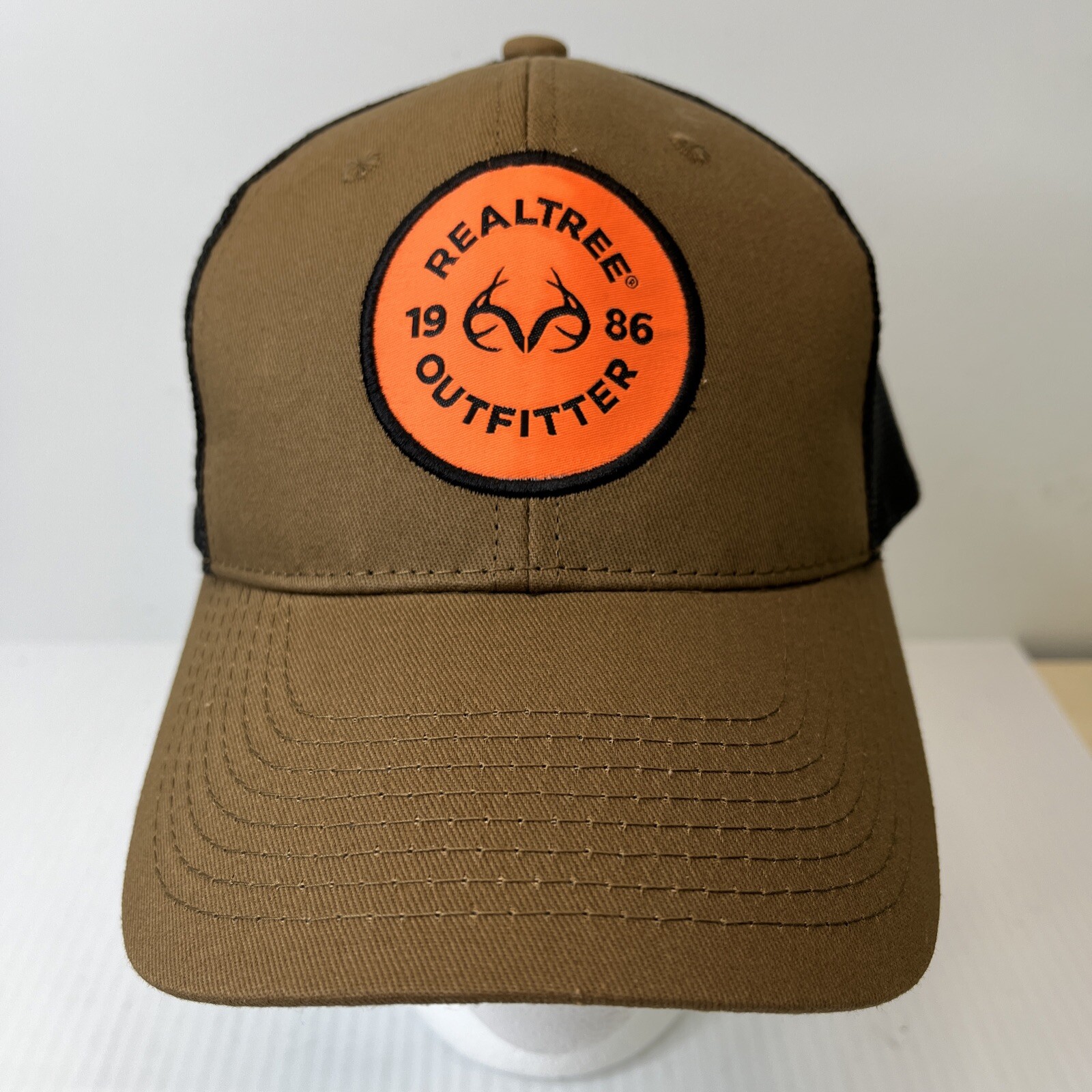 Realtree Outfitter Est 1986 Adjustable Mesh Snap Back Cap Hat