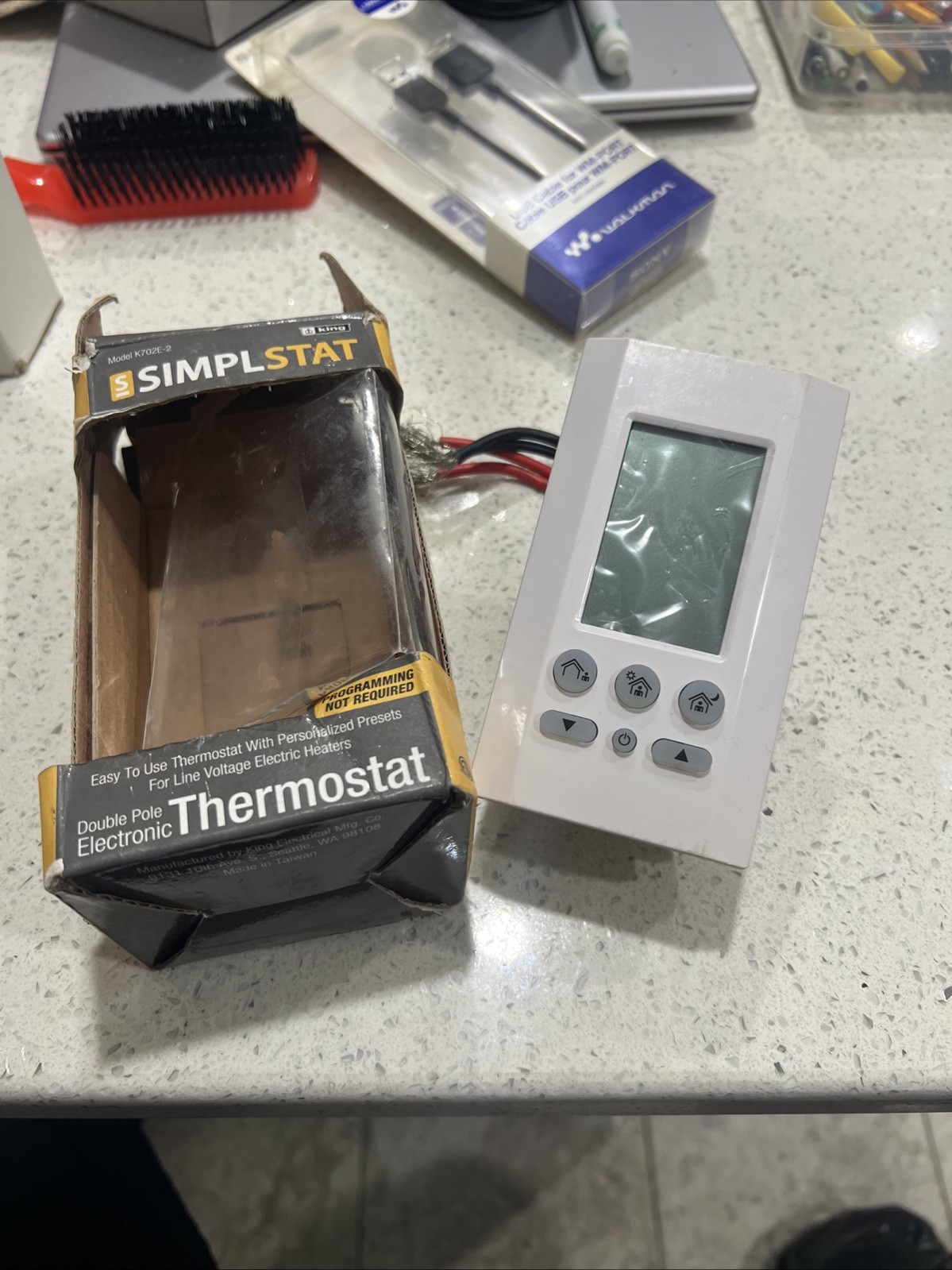 Simplestat Double Pole Thermostat Model K702e-2.        Oo
