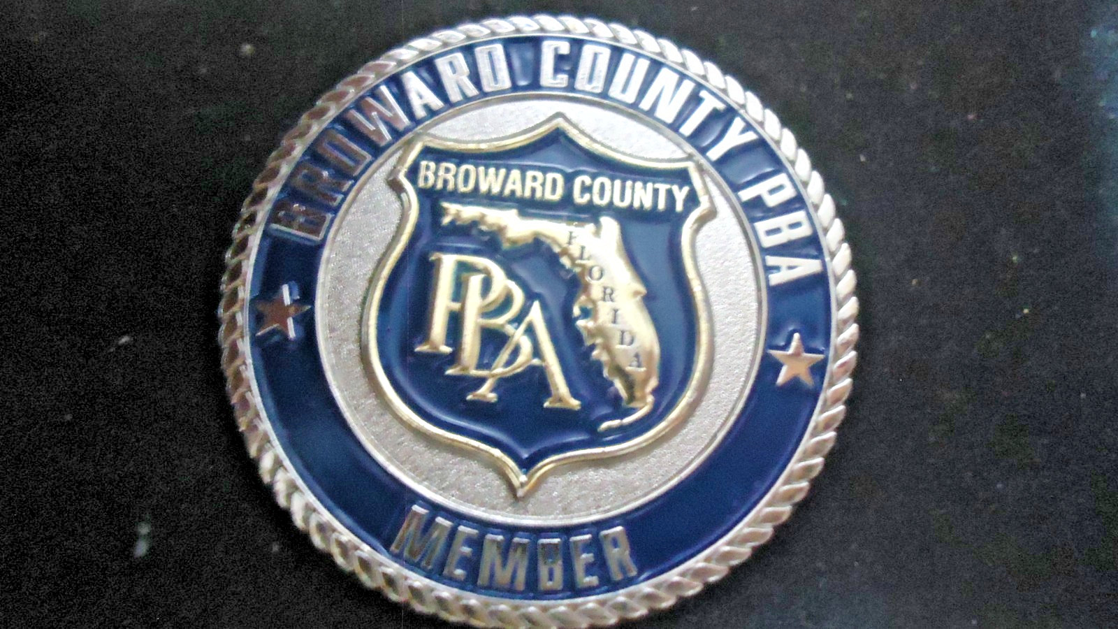 BROWARD COUNTY ,FLA. PBA MEMBER-PROTECTING THE PROTECTORS STACKED CHALLENGE COIN