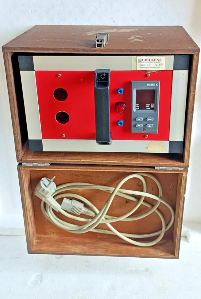 VIMEX TEMPRATURE CALIBRATOR TC-600.