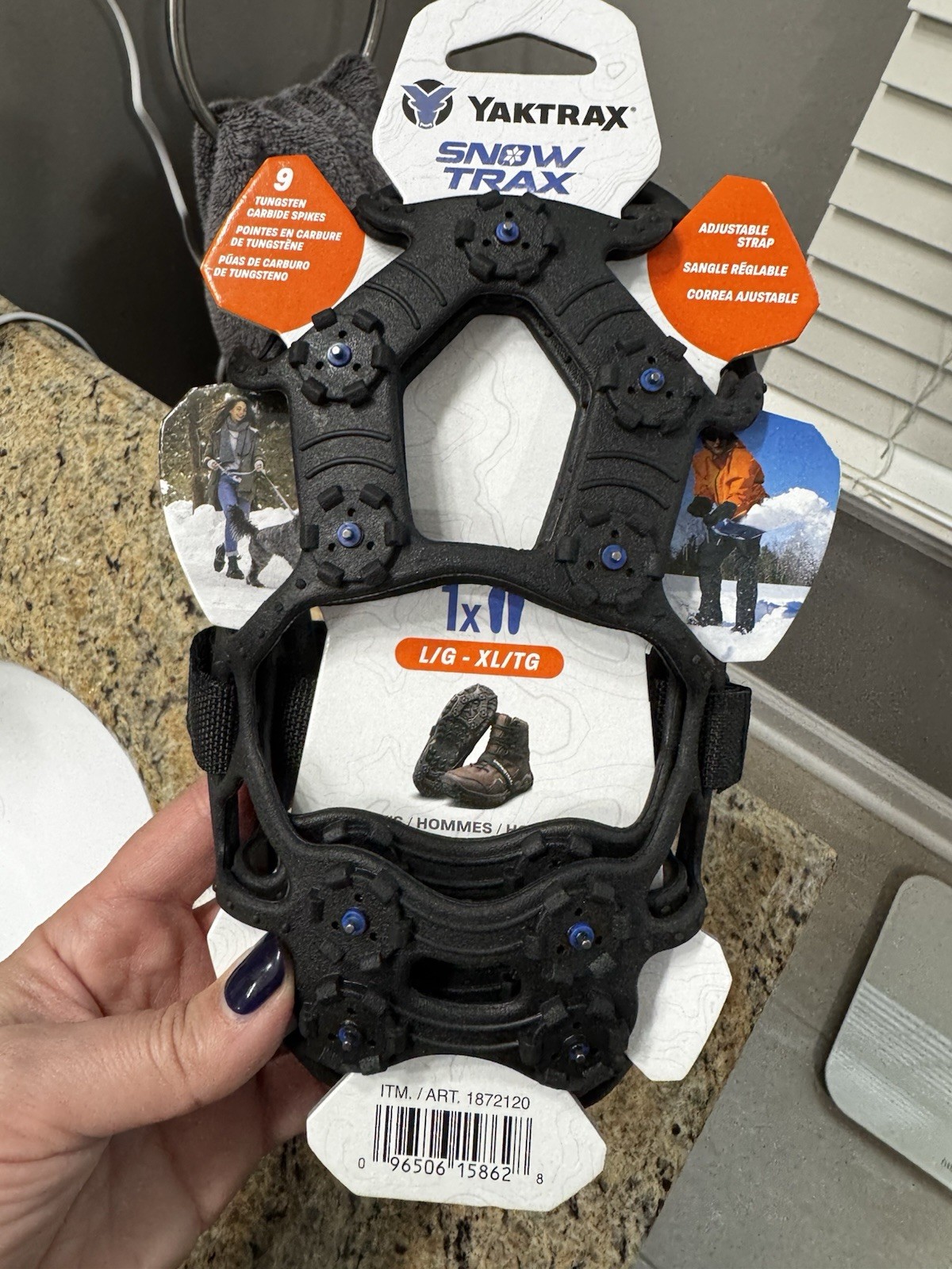 New Yaktrax Snow Trax Traction Device, Size Large (Men’s 8-12, Women’s 9.5+)