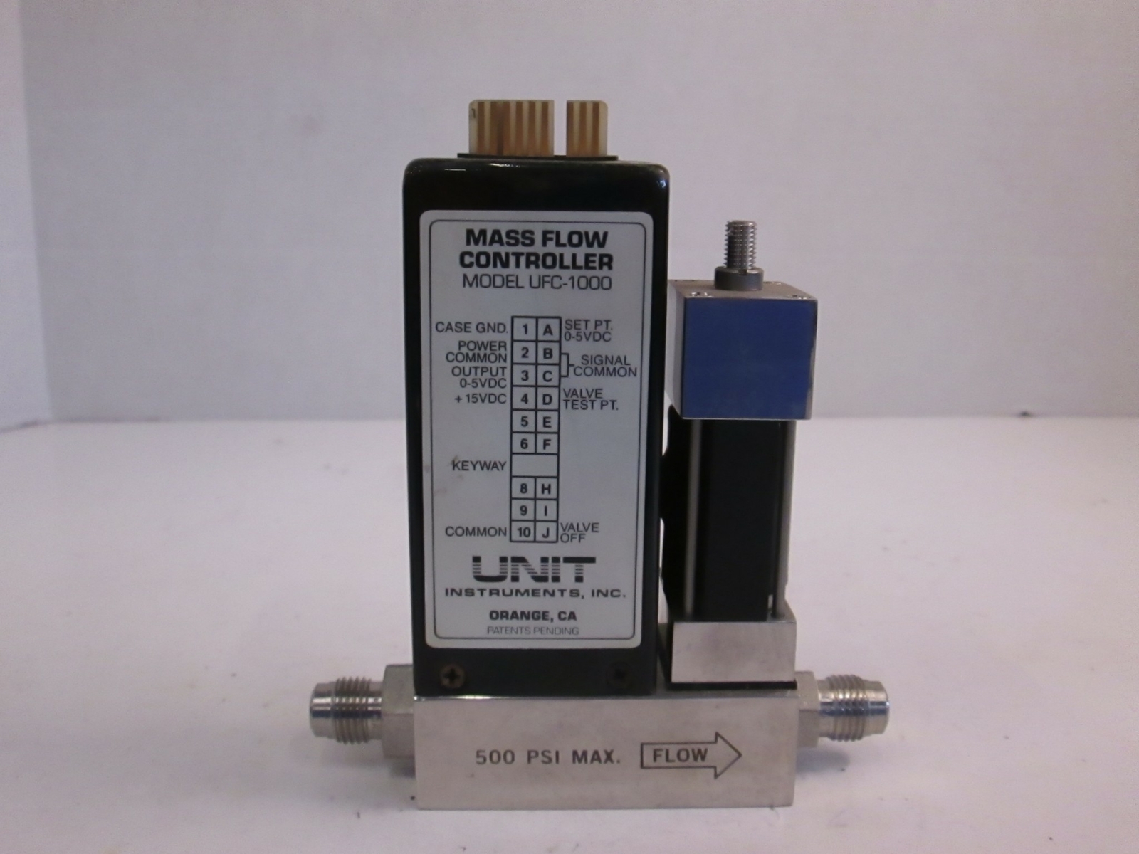 Unit UFC-1000 Mass Flow Controller MFC, N2, 10 SLM