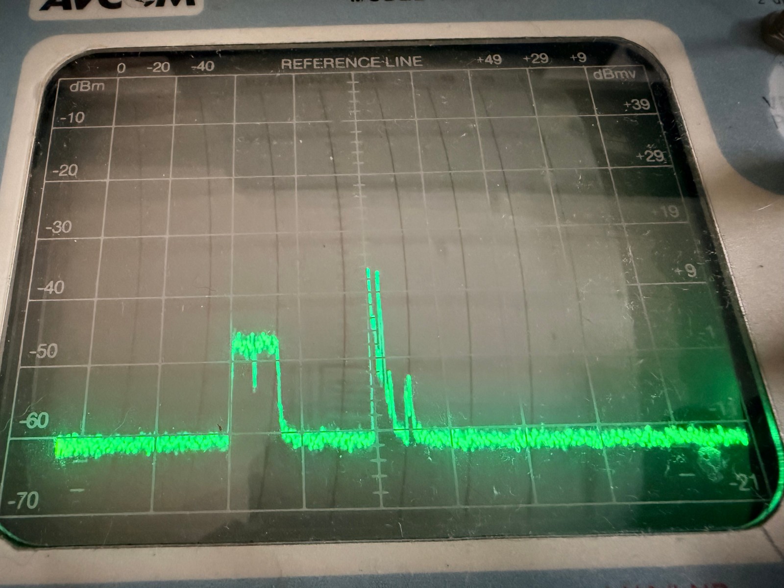 AVCOM PSA-37D. SATELLITE, OTA AND 3.7-4.2 GHZ INPUT, ORIGINAL MANUAL