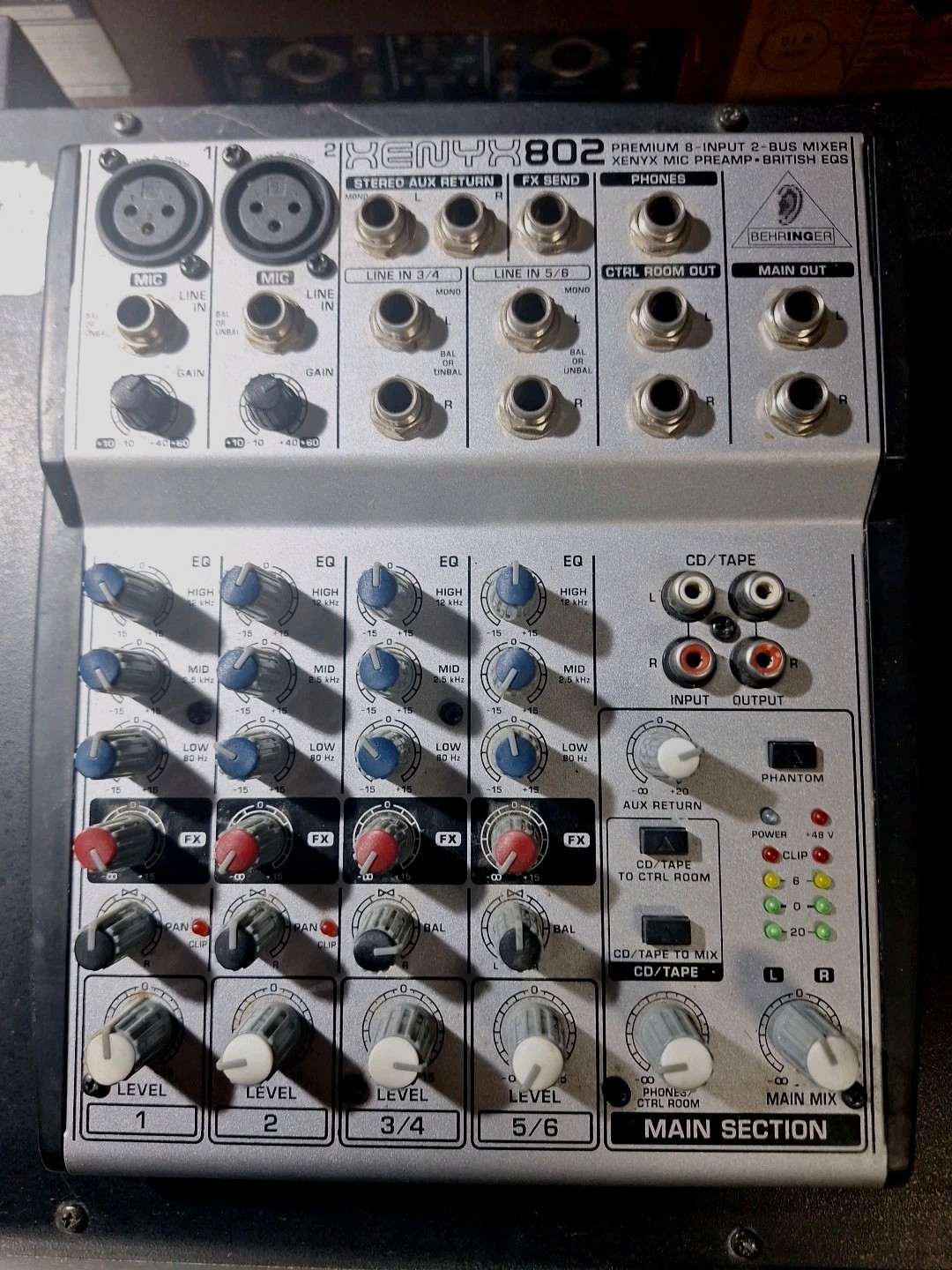 Behringer Mixer Audio Xenyx 802 8-input 2-bus Mixer British EQS