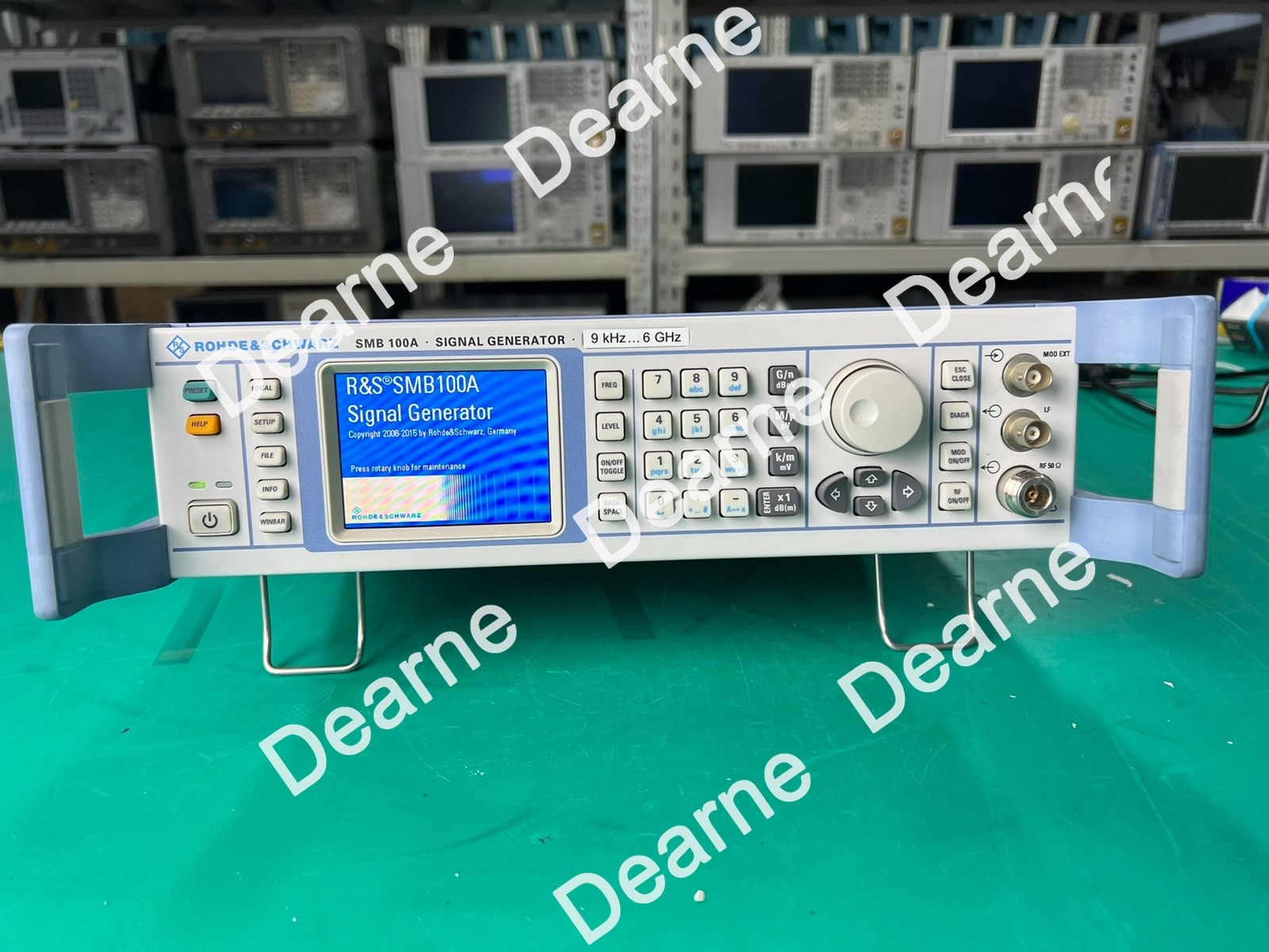 1PCS Rohde & Schwarz SMB100A RF Microwave Signal Generator - 9 kHz to 3.2 GHz