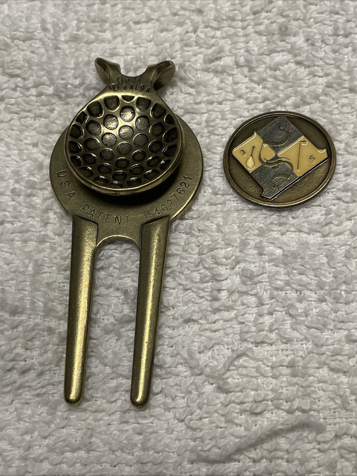 Divot Tool Golf Ball Marker Money Clip