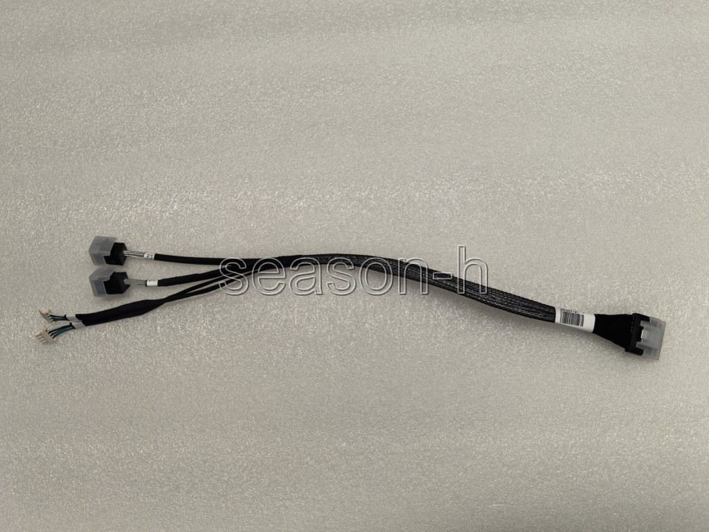 Amphenol 37000897 RSL74-4273 4.0 SFF-8654 8i 74pin to 2X SFF-8643 4i 40CM