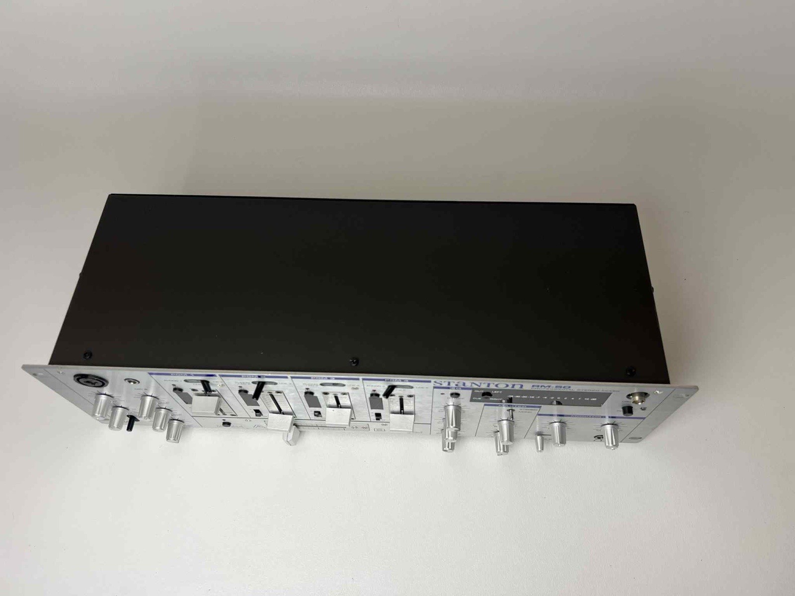 Stanton RM-50 Professional Stereo Mixer (READ DESCRIPTION)