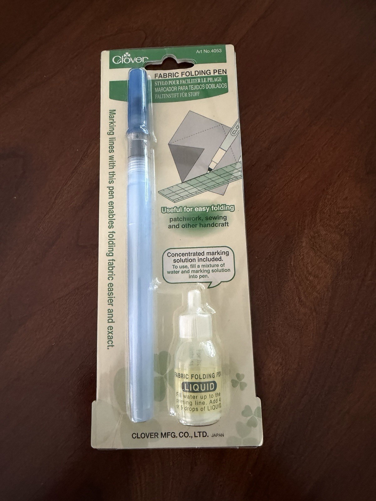Clover Fabric Folding Pen Concentrated Marking Solution Included