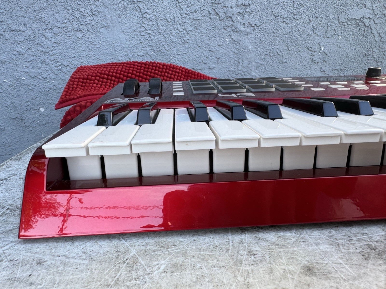 Akai Professional MAX49 USB/MIDI/CV Keyboard Controller with Touch Faders