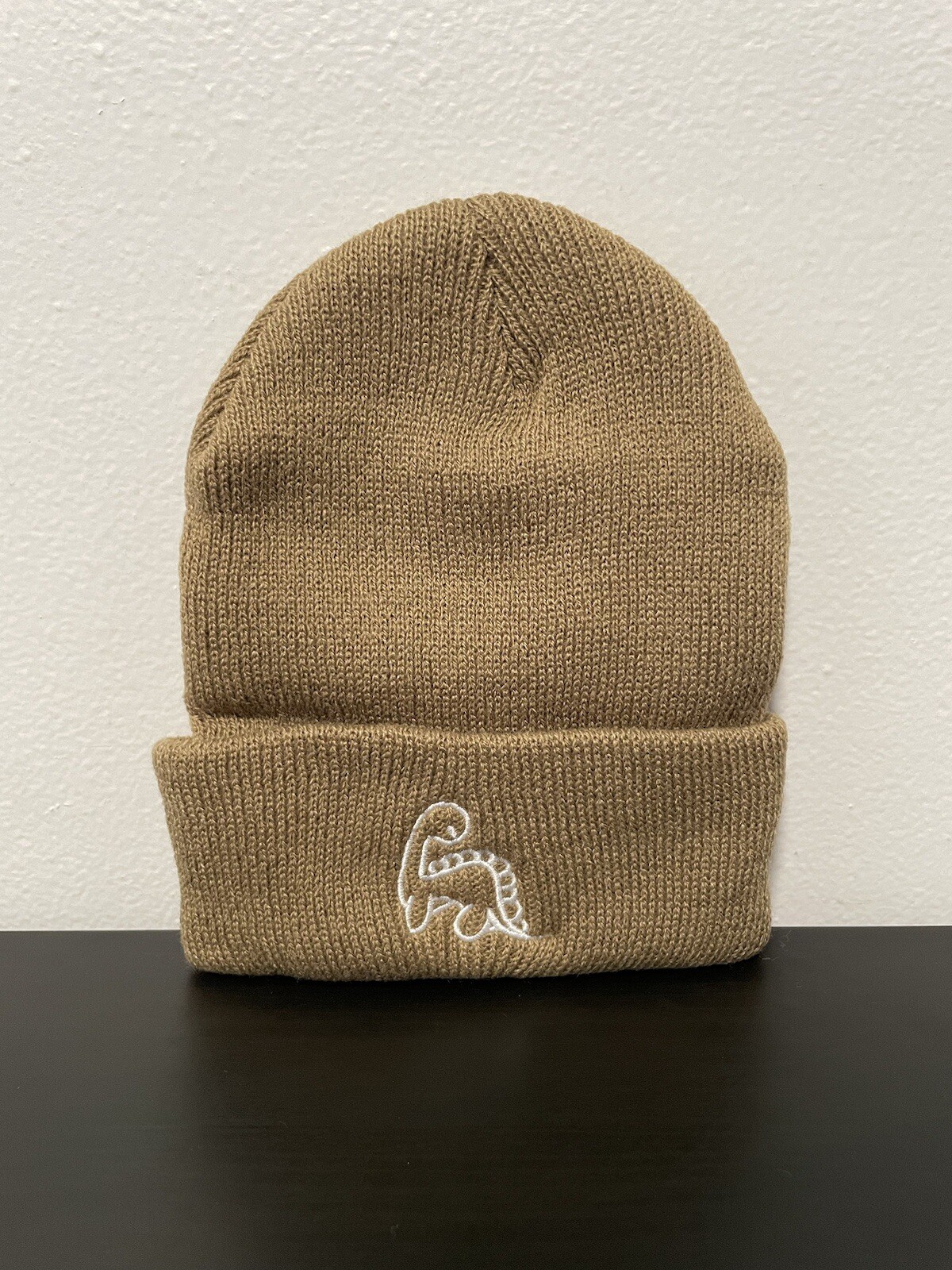 Kids Dinosaur Beanie Light Brown NEW Hat Stegosaurus Knitted Rolled
