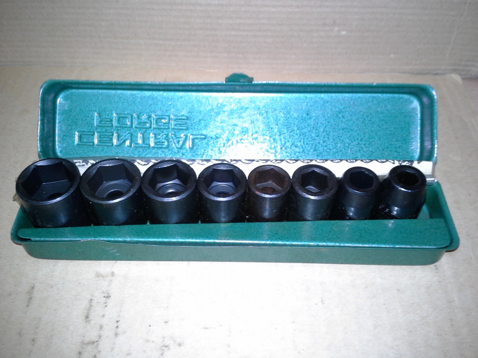 Central Forge 8 Piece Impact Socket Set. Very good condition