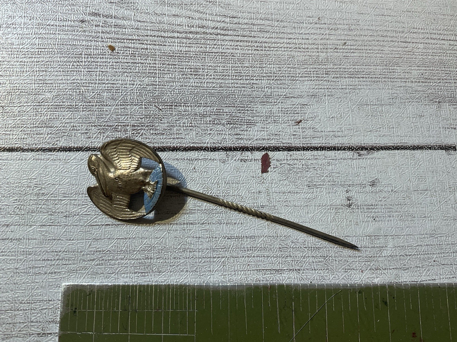 ORIGINAL VINTAGE AVIATION STICKPIN, PELICAN ON GLOBE